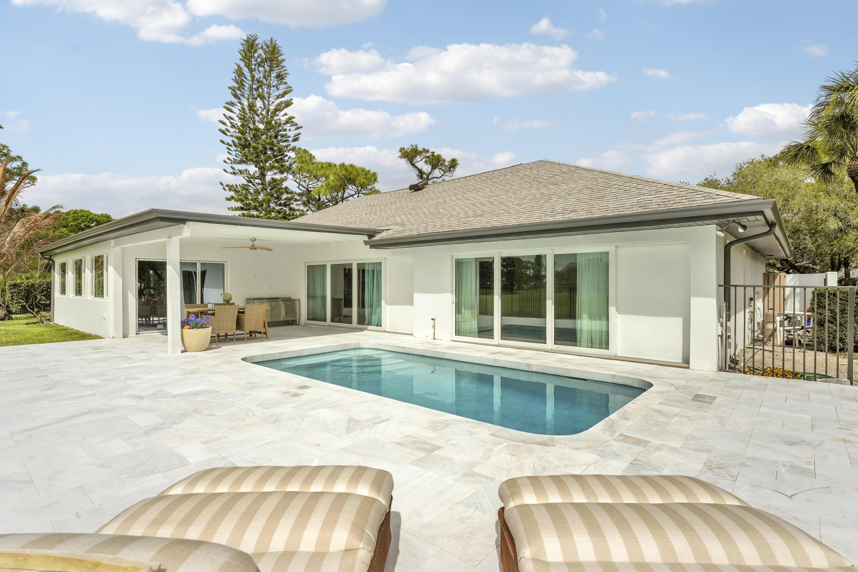 MID-RIVERS YACHT AND COUNTRY CLUB EVERGREEN - Residential