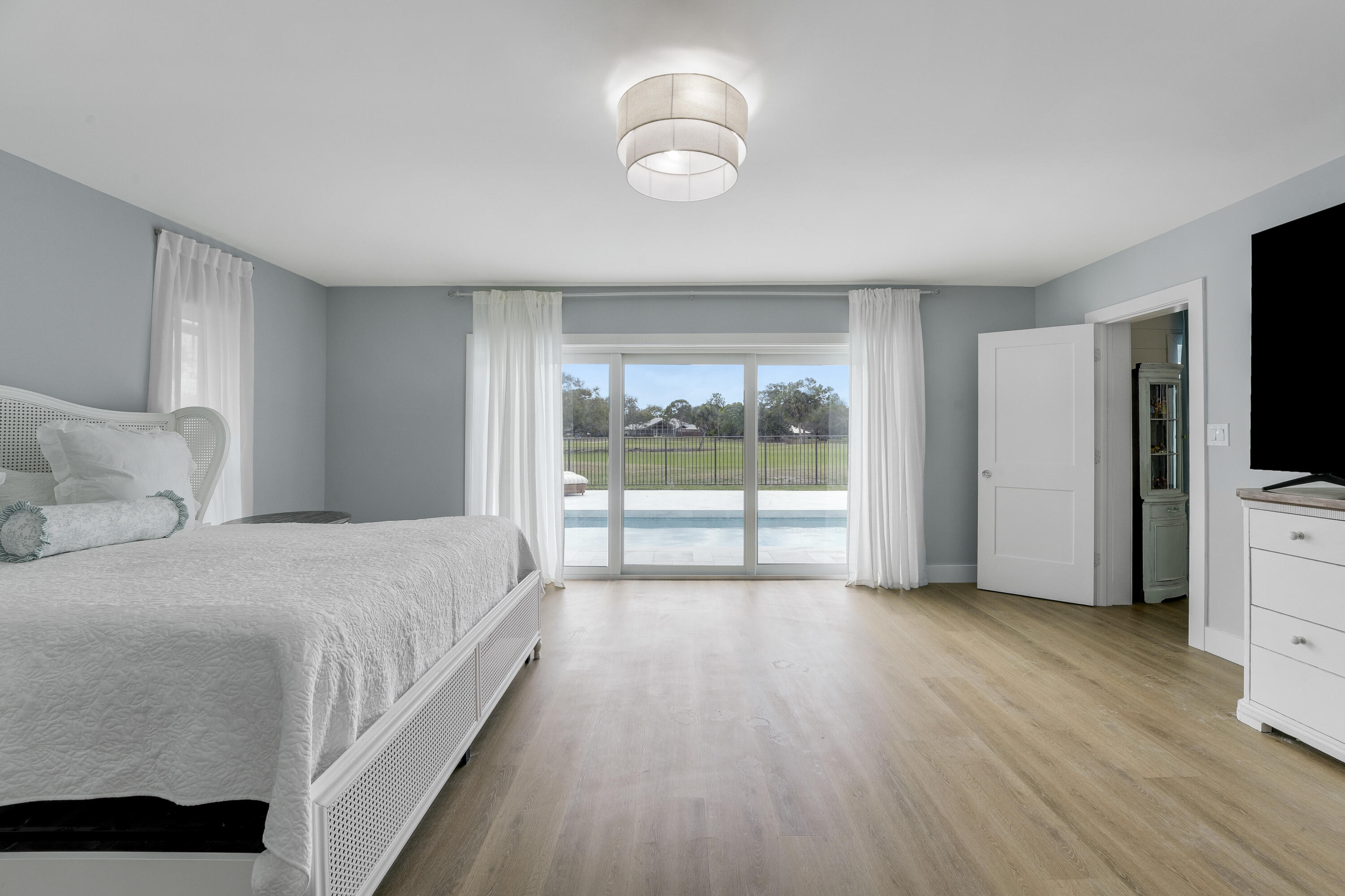 MID-RIVERS YACHT AND COUNTRY CLUB EVERGREEN - Residential