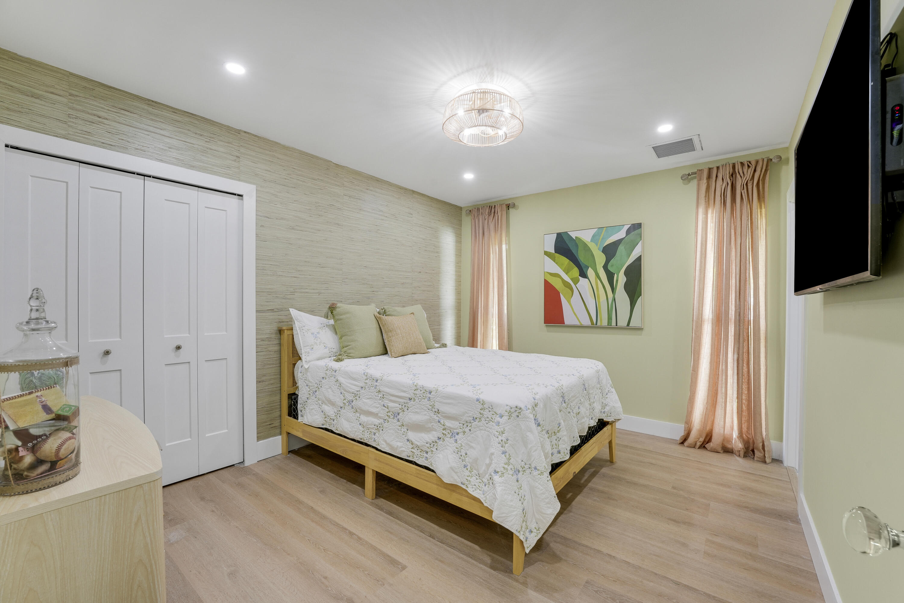 MID-RIVERS YACHT AND COUNTRY CLUB EVERGREEN - Residential