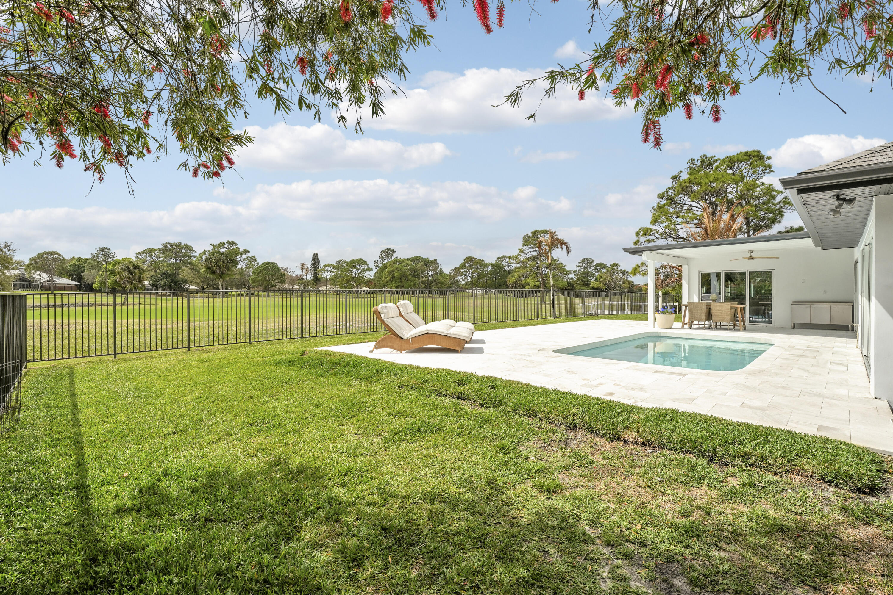 MID-RIVERS YACHT AND COUNTRY CLUB EVERGREEN - Residential