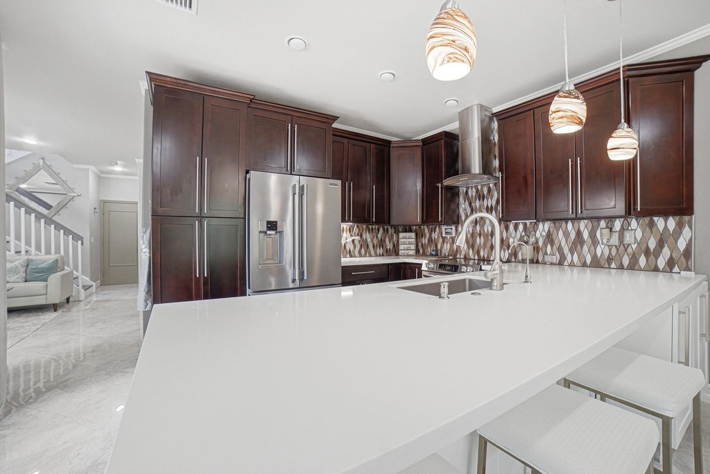 Photo of 6933 DESERT INN Terrace, Lake Worth, FL 33463 (MLS # B26056708)