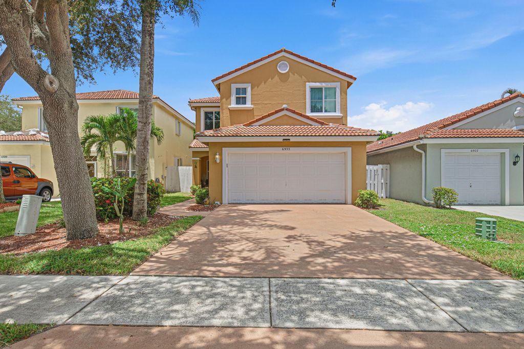 Photo of 6933 DESERT INN Terrace, Lake Worth, FL 33463 (MLS # B26056708)