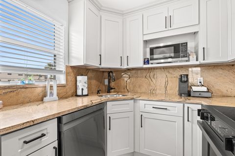 Tiny photo for 360 Monaco Court #360, Delray Beach, FL 33446 (MLS # B26030530)