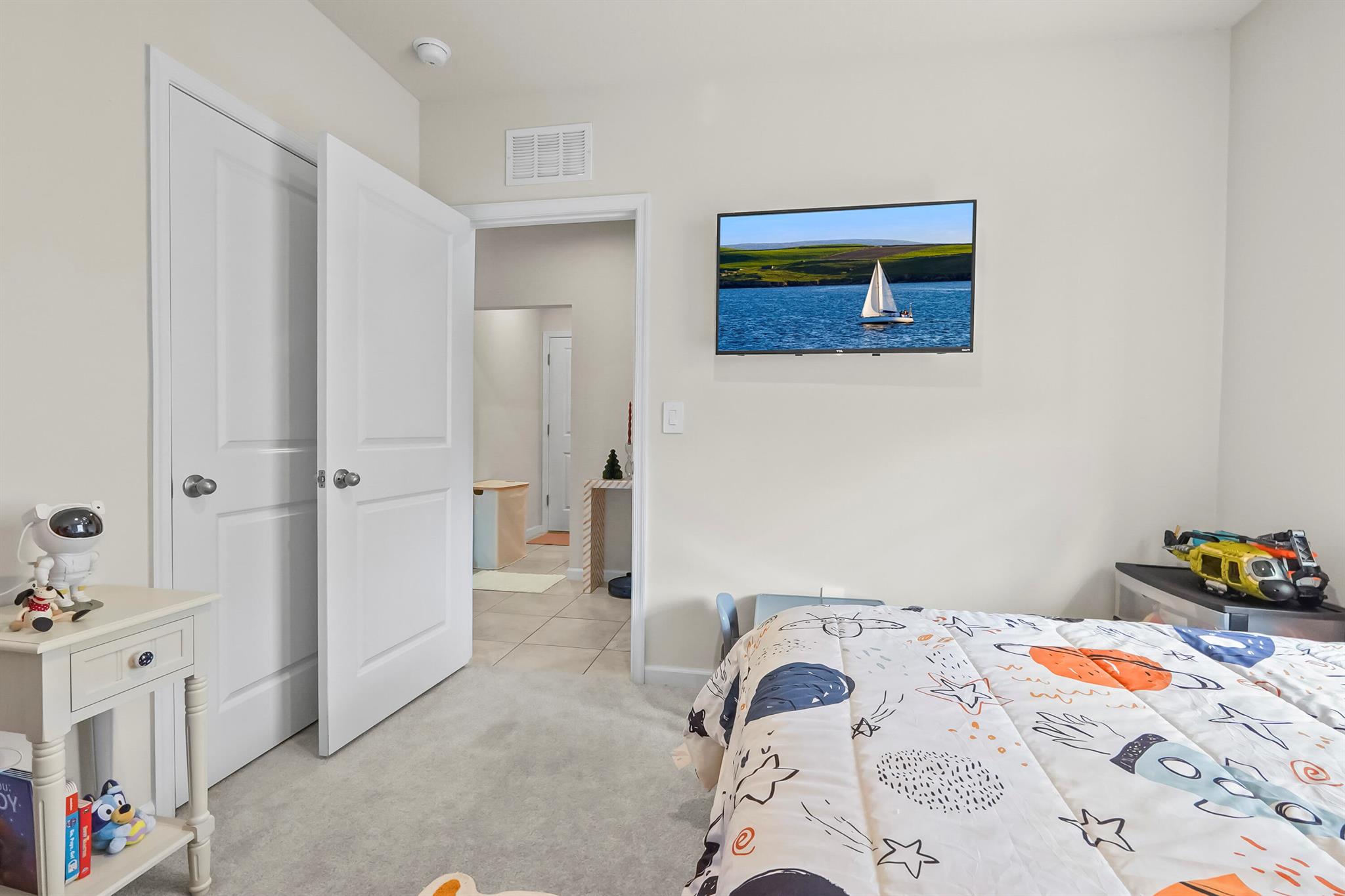 AVALON CROSSING - Residential Lease