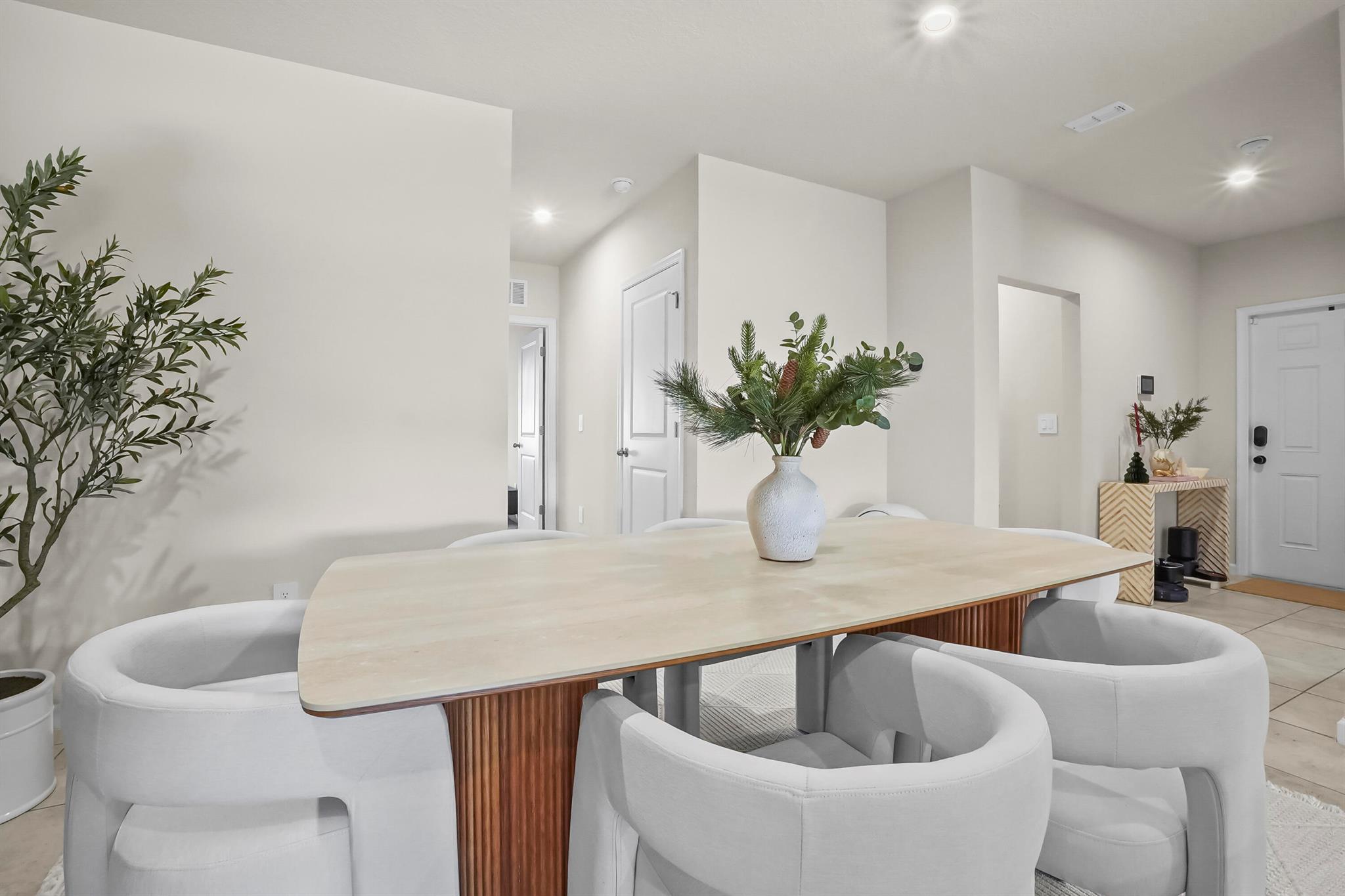 AVALON CROSSING - Residential Lease