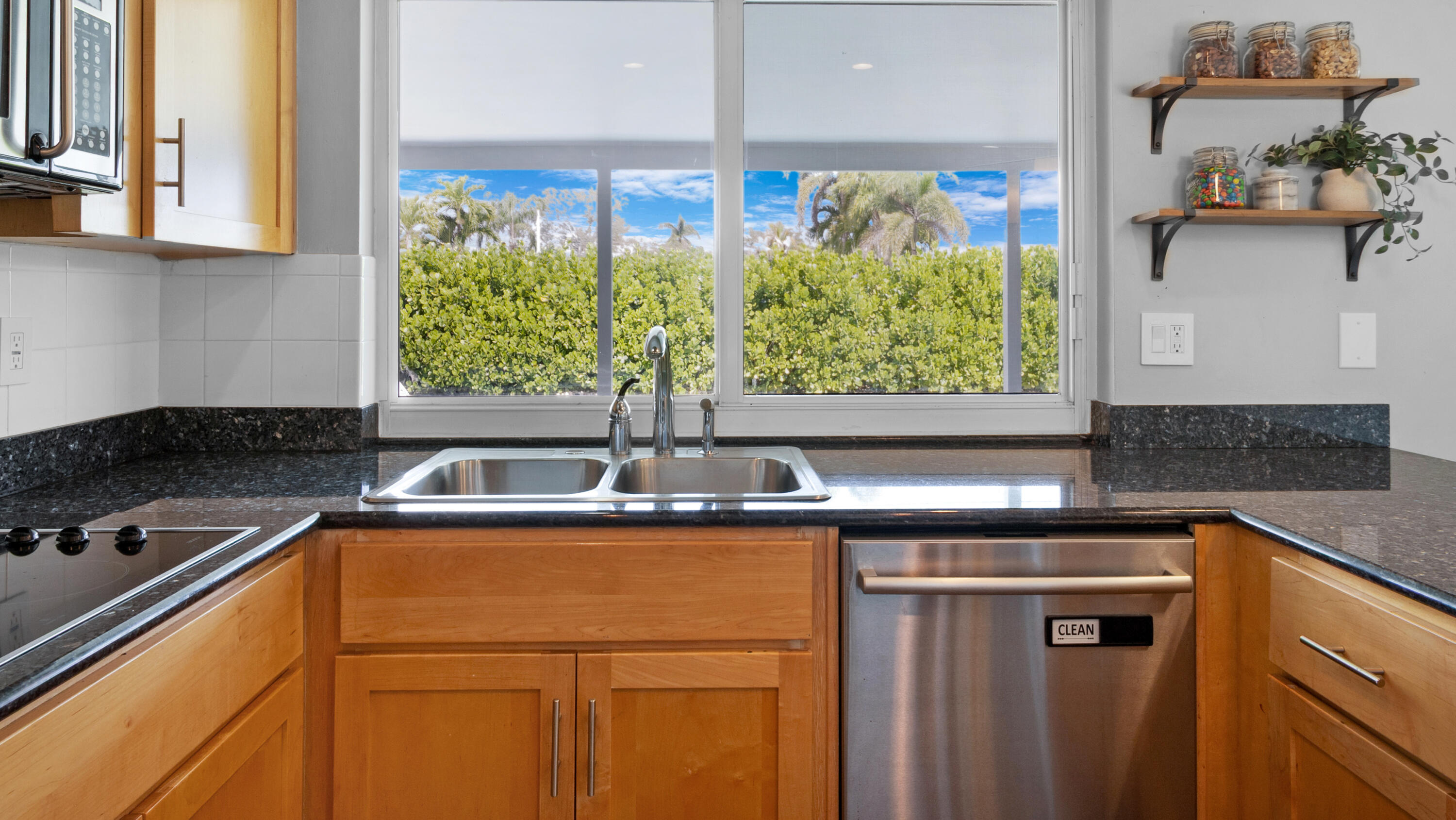 IMPERIAL POINT 3RD SEC - Residential