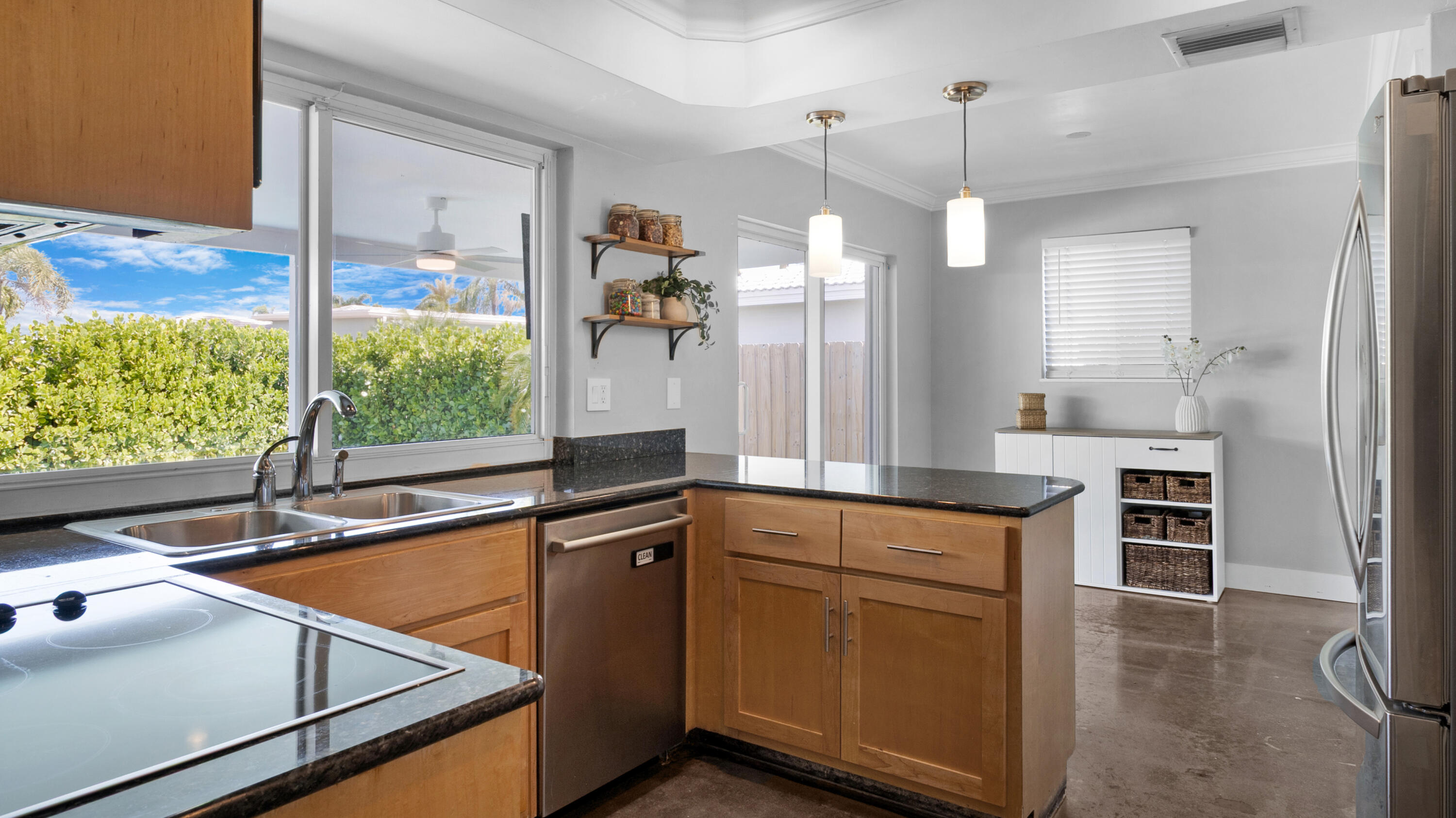 IMPERIAL POINT 3RD SEC - Residential