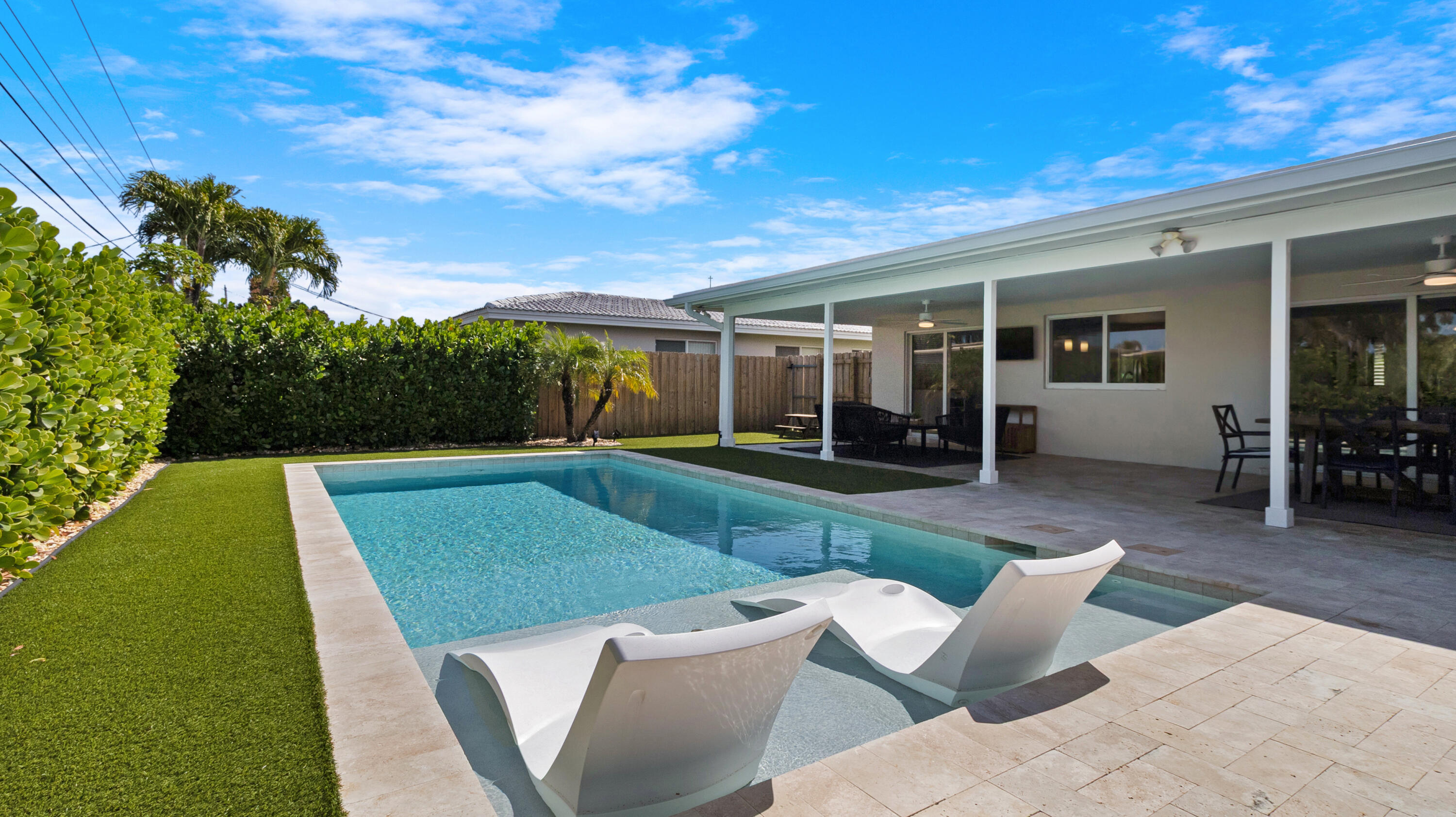 IMPERIAL POINT 3RD SEC - Residential