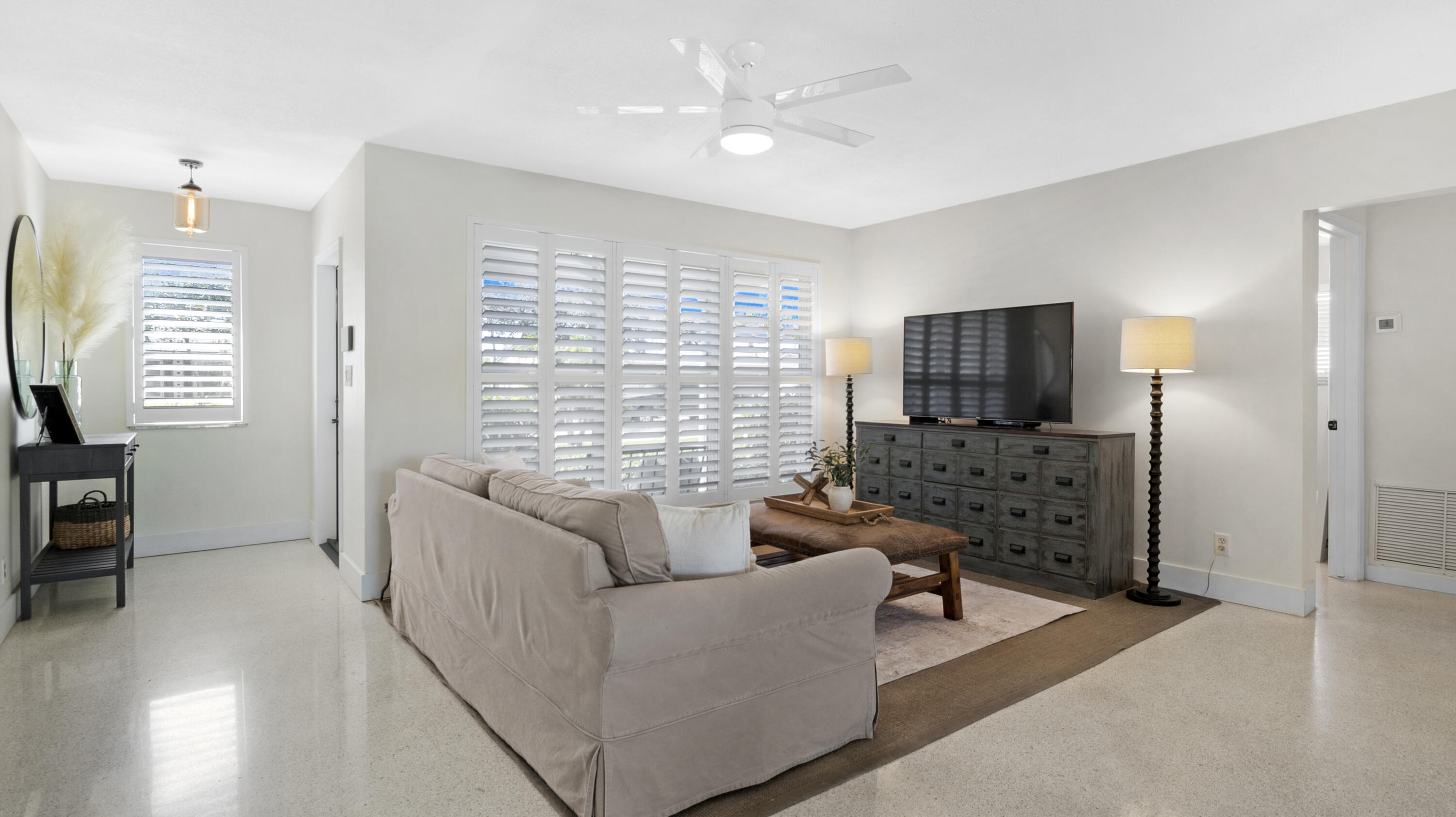 IMPERIAL POINT 3RD SEC - Residential