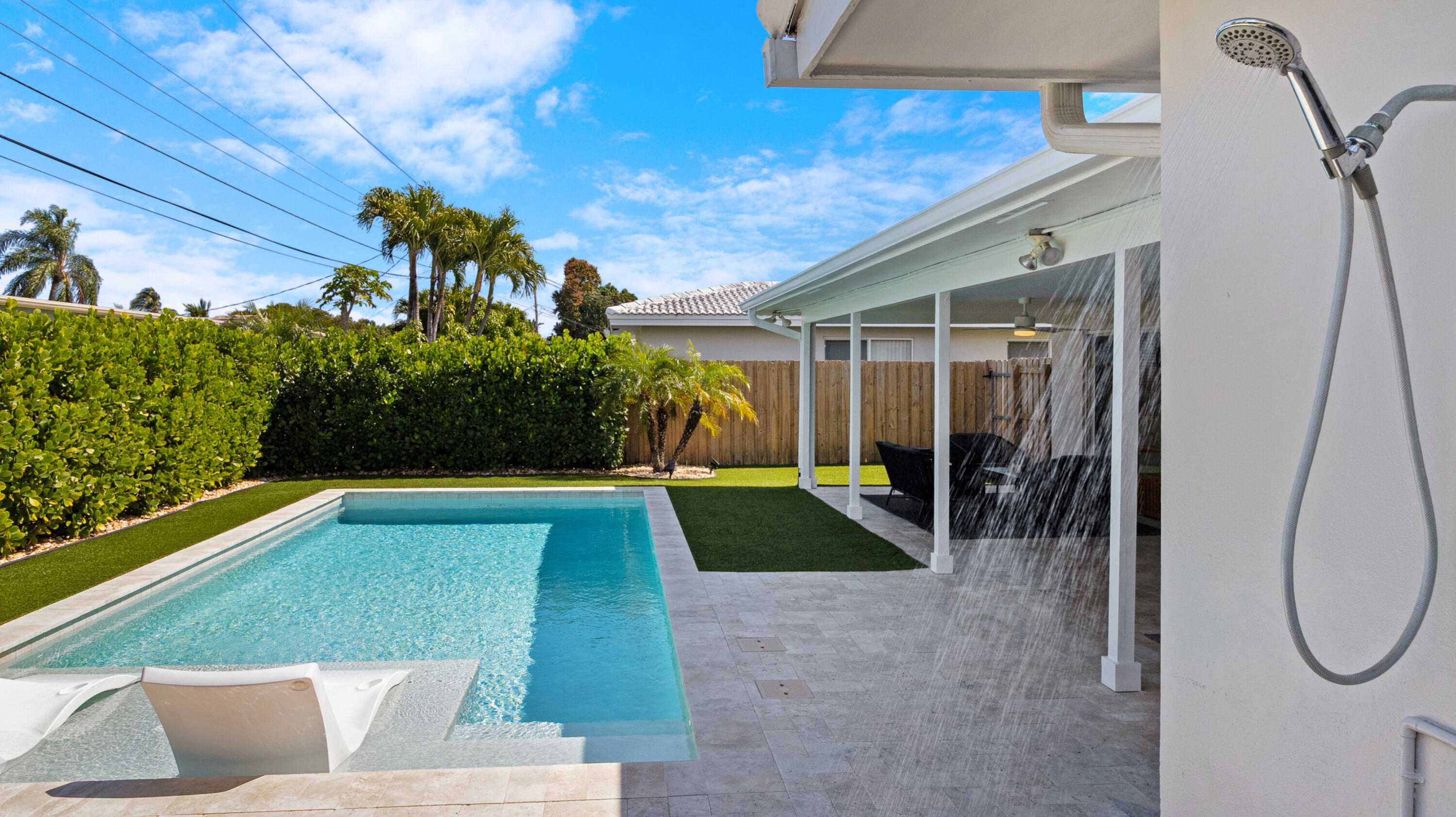 IMPERIAL POINT 3RD SEC - Residential