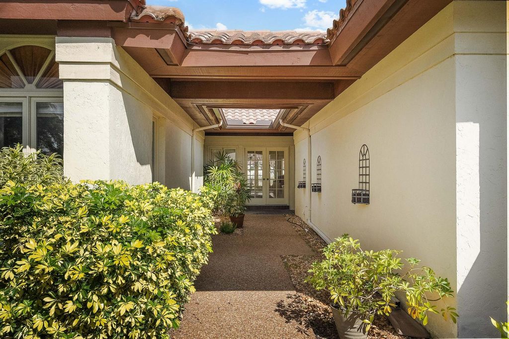 Photo of 5423 SE Meredith Terrace, Stuart, FL 34997 (MLS # R11060607)