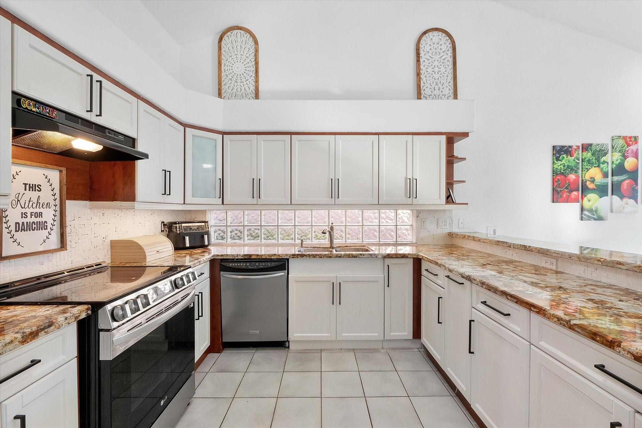 LAGUNA SPRINGS ONE - Residential