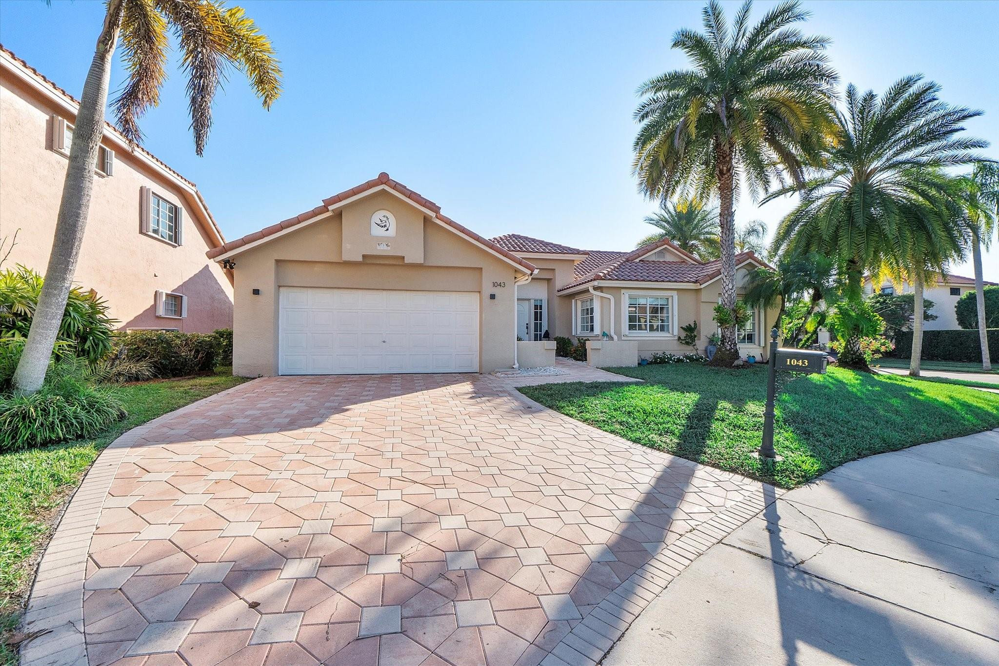 LAGUNA SPRINGS ONE - Residential