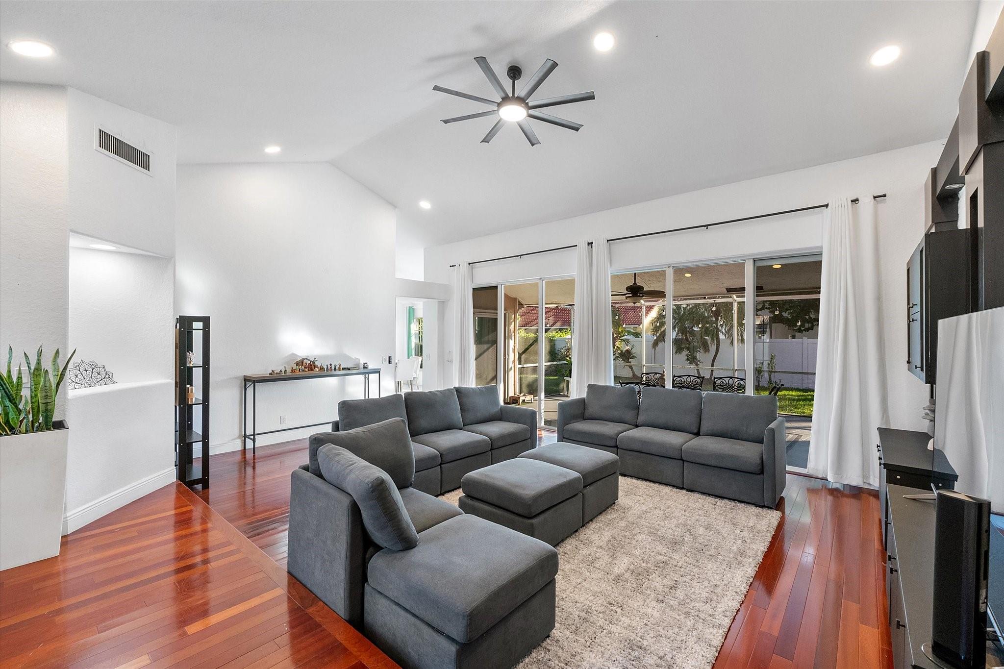 SECTOR 5 SINGLE FAMILY - Residential