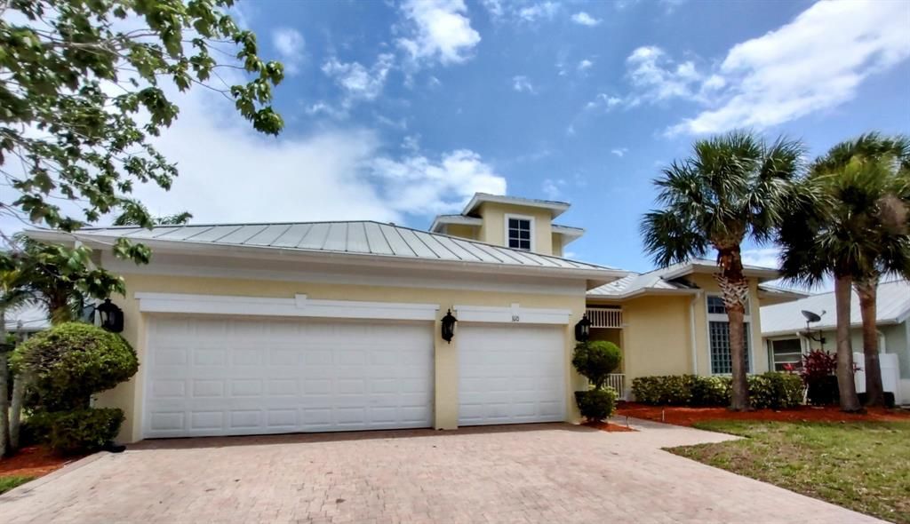 Photo of 310 NW Westover Court, Port St Lucie, FL 34986 (MLS # R10881145)