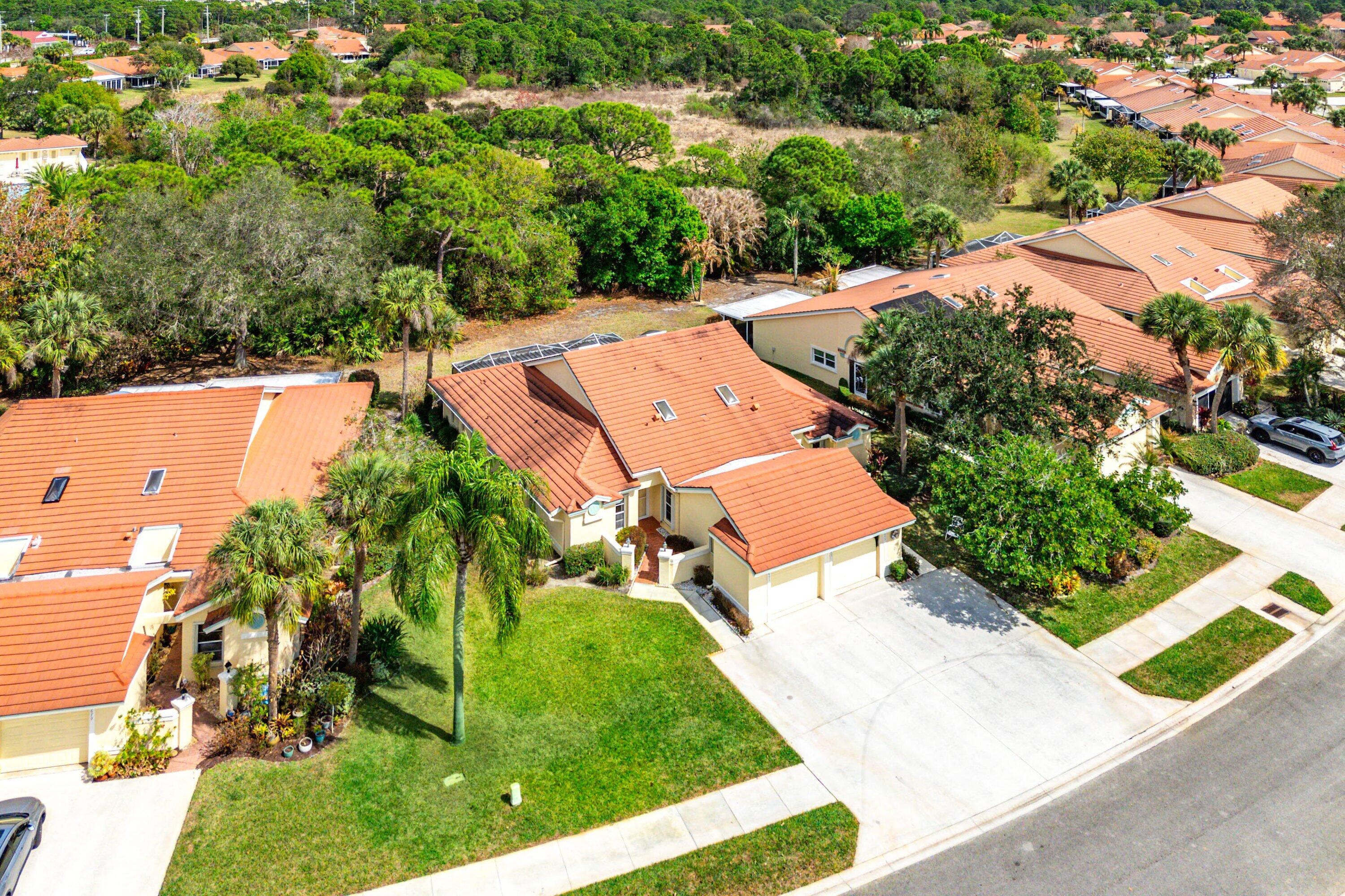 WHISPERING SOUND - Residential