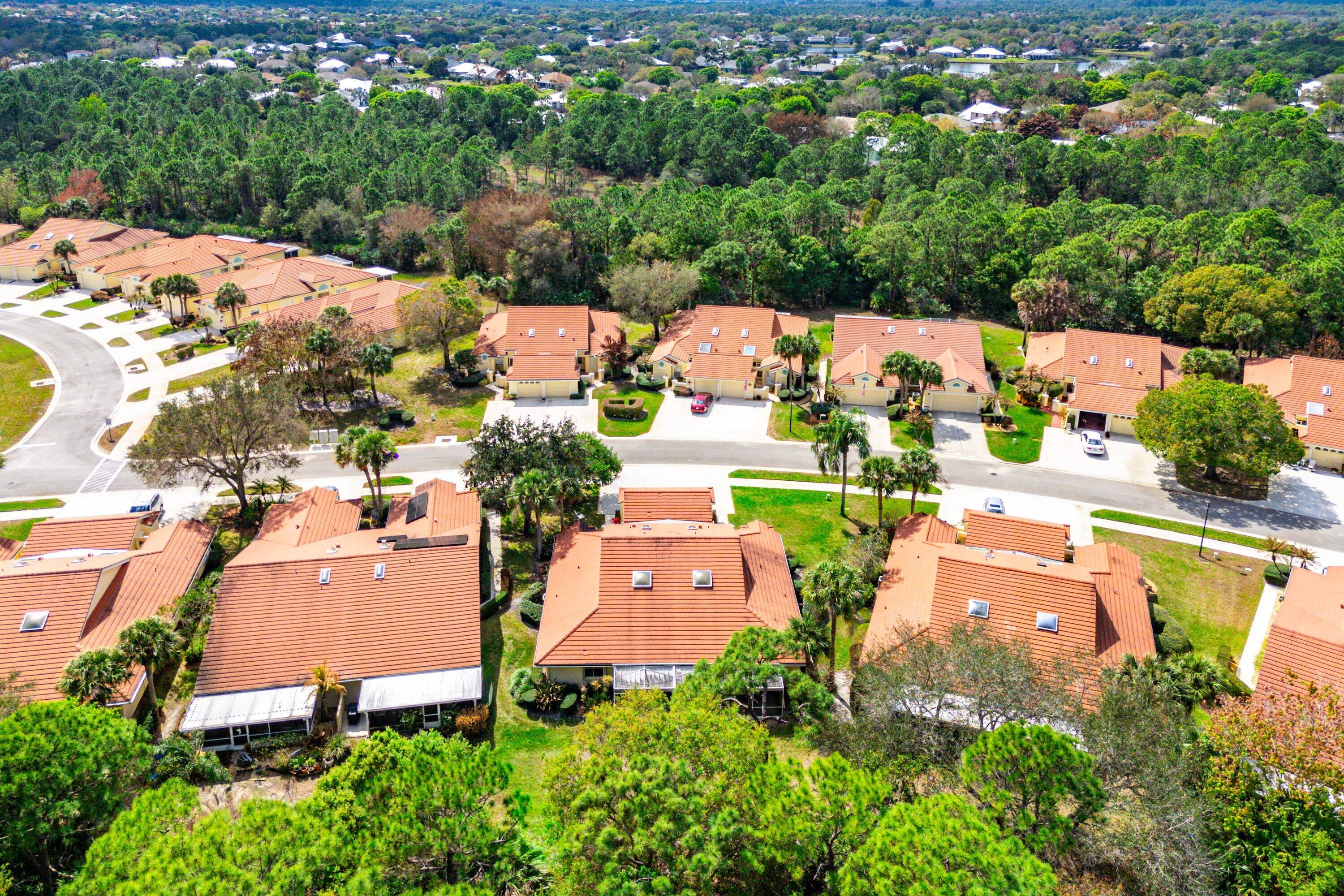 WHISPERING SOUND - Residential