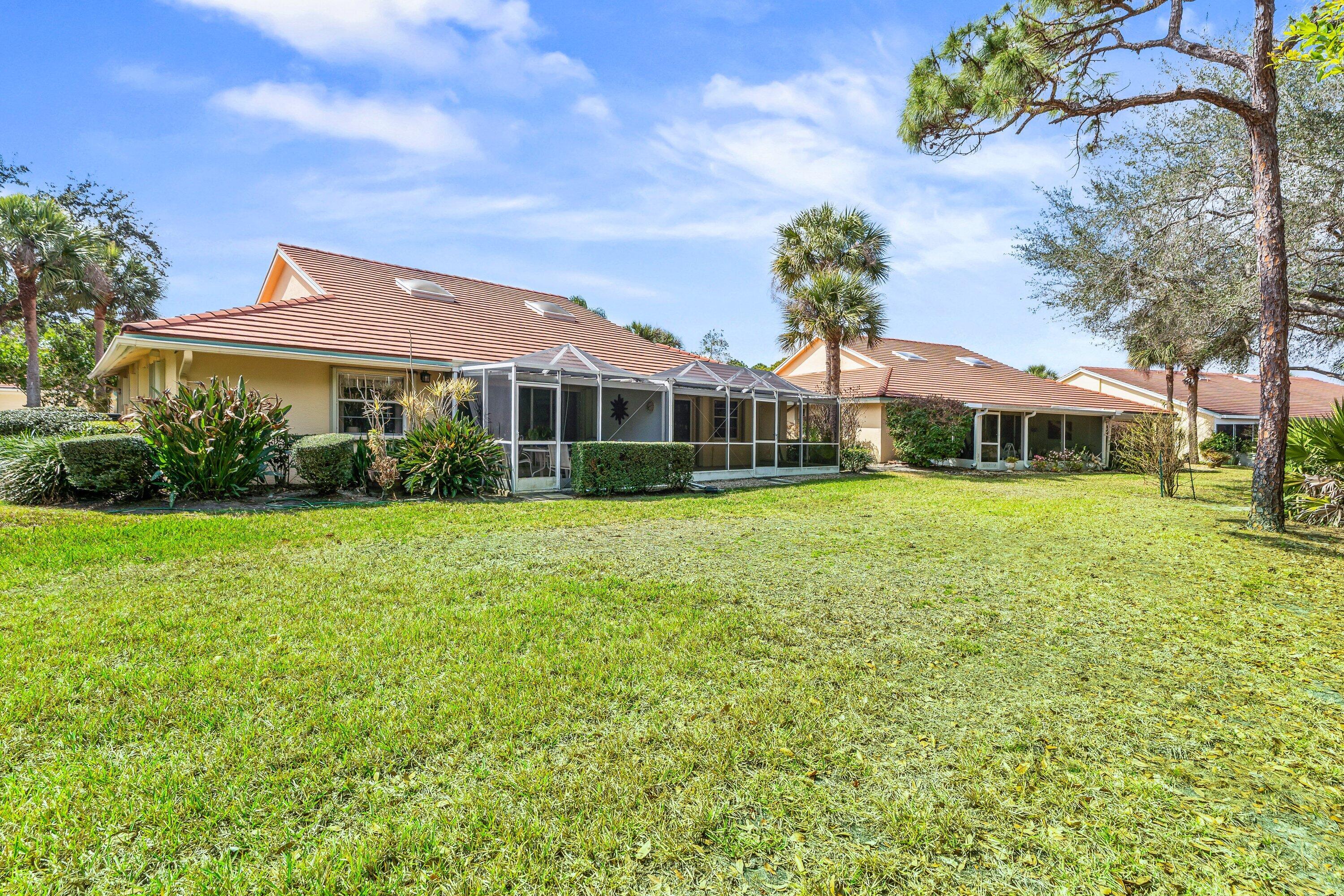 WHISPERING SOUND - Residential