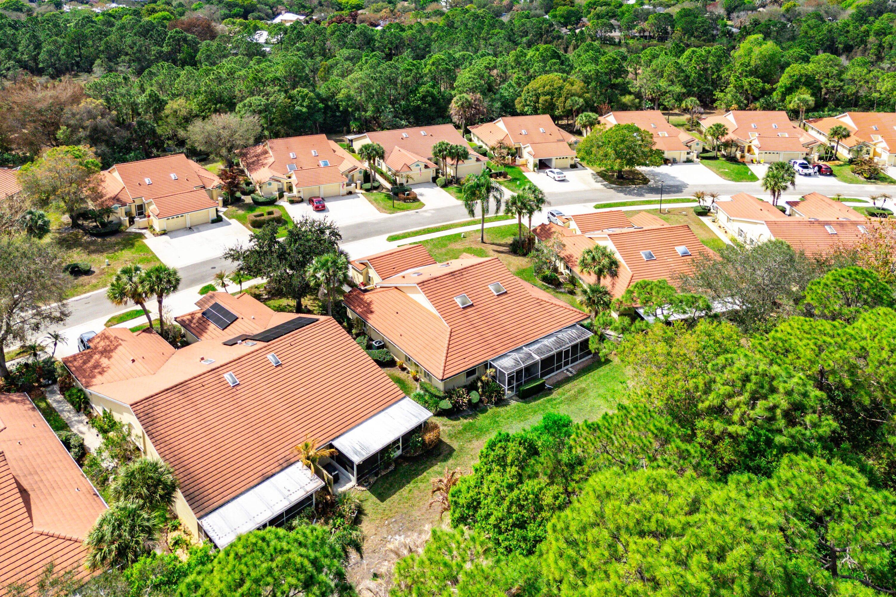 WHISPERING SOUND - Residential