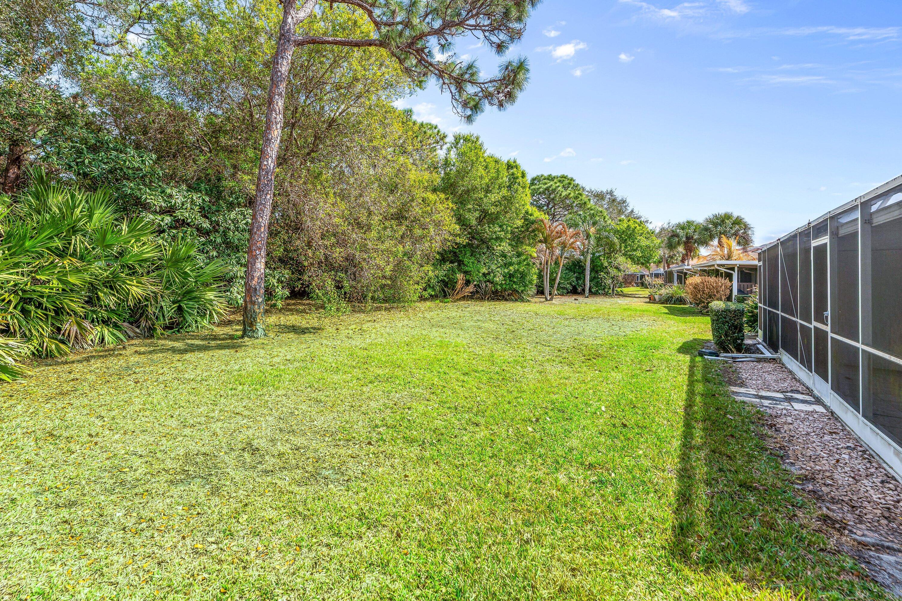 WHISPERING SOUND - Residential