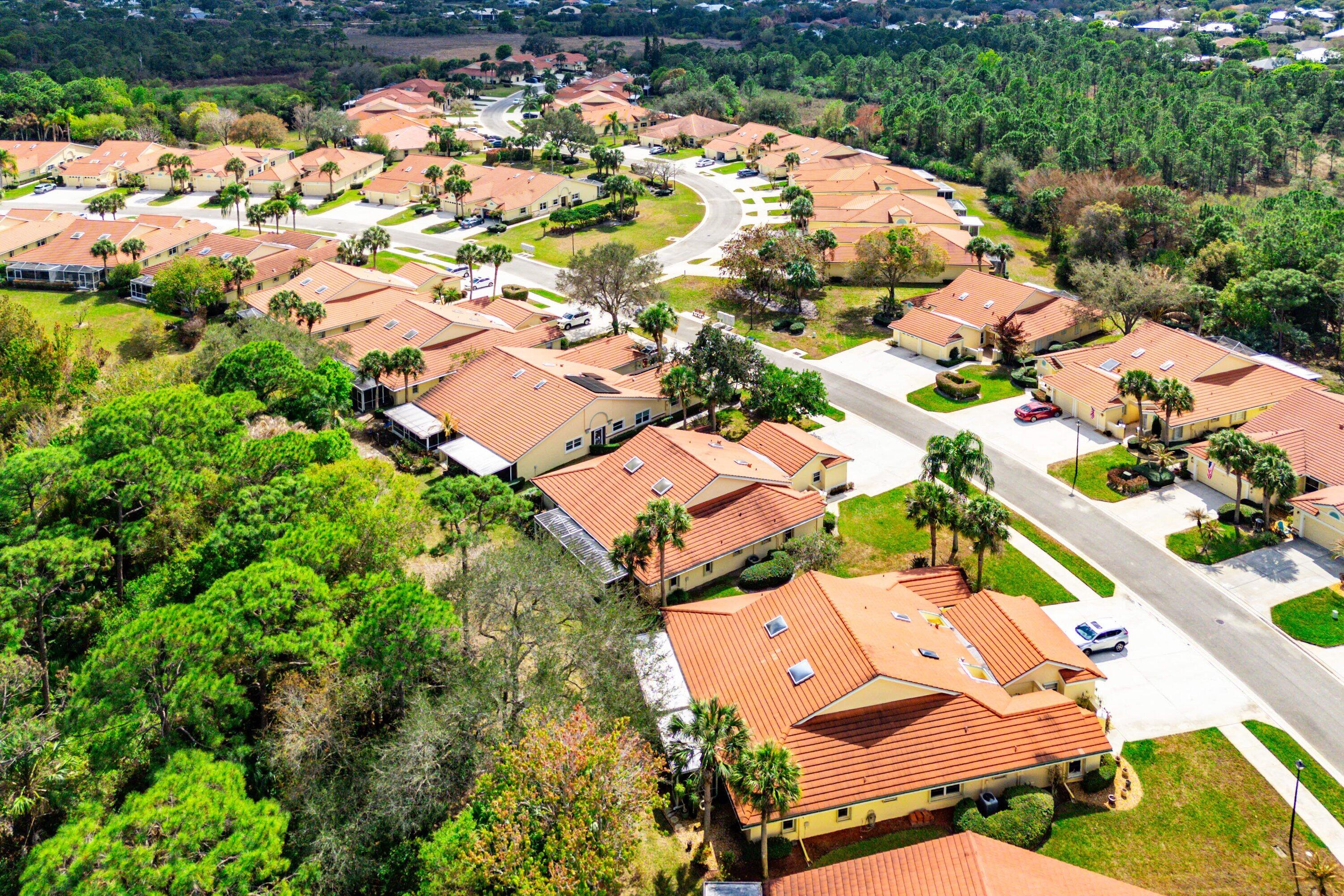 WHISPERING SOUND - Residential