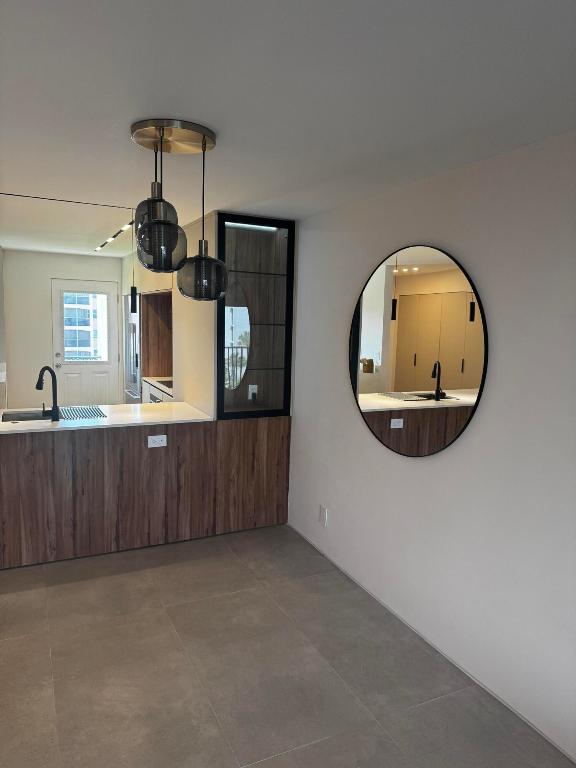 2871 N Ocean Boulevard R444