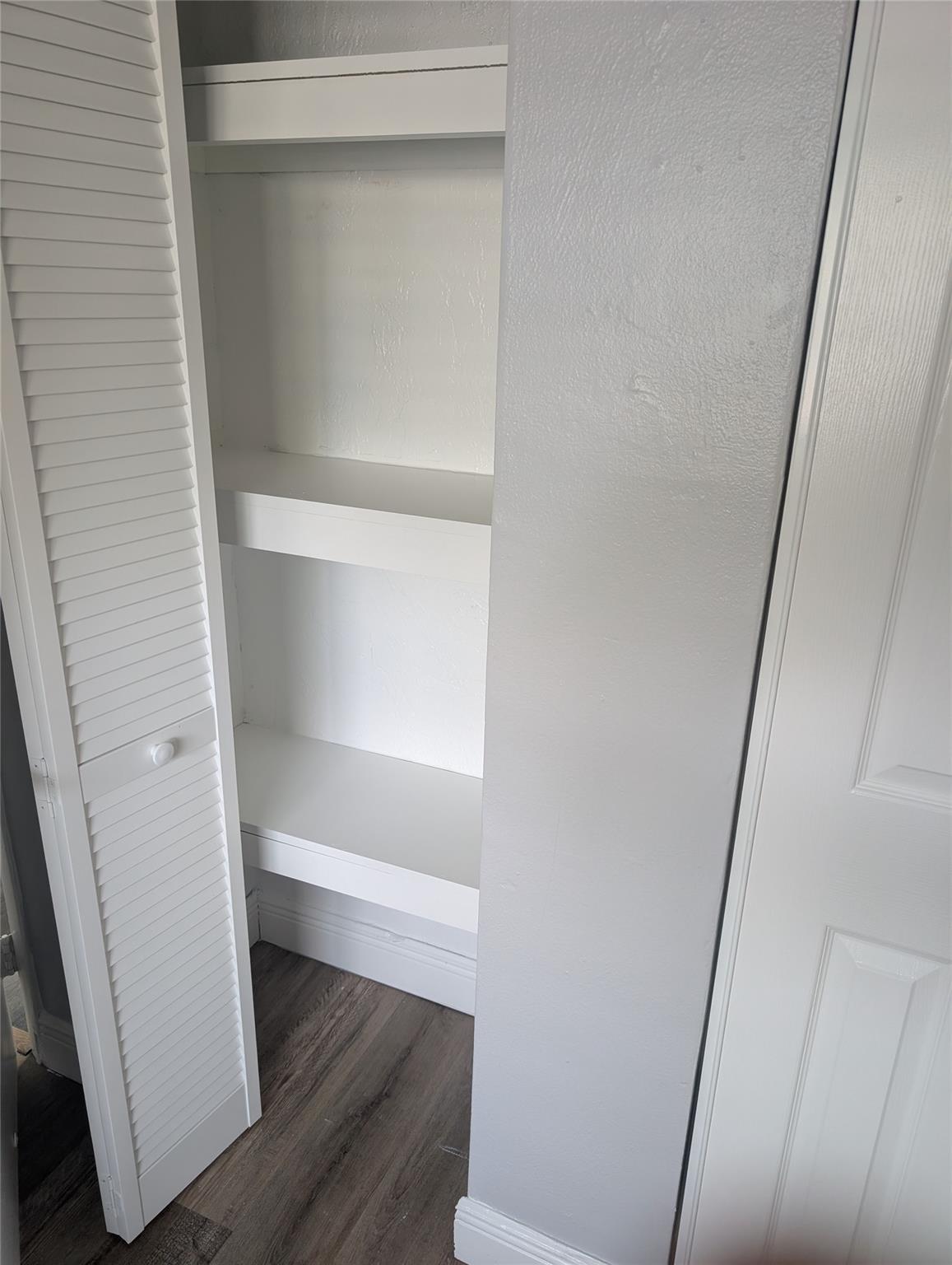 LUSH APARTMENTS - Residential Lease