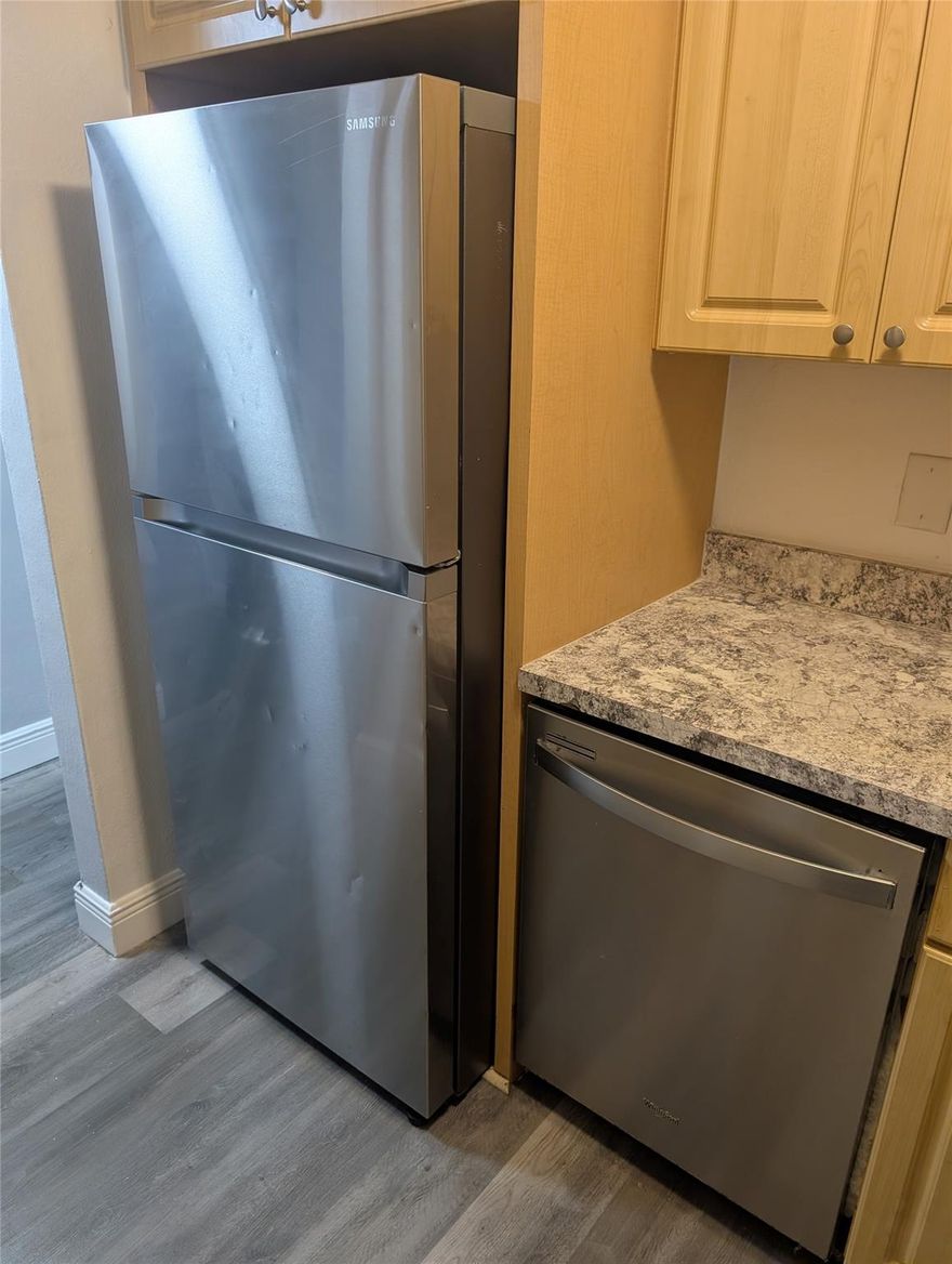 **$995 SECURITY + 1ST MONTH move-in!***(based on income/credit approval). Updated HUGE 1,400 square foot 3 bedroom, 2 bathroom unit available for IMMEDIATE occupancy in the quiet Lush Apartments community. Property & unit features include Central AC, newer flooring, updated kitchen, microwave & cabinetry, newer appliances, large closets with ample space and spacious living room. Washer/Dryer in unit and private balcony. Utilities include water/trash, sewer, parking, internet/cable. Easy access to Oakland Park Blvd and major highways. **EASY TO SHOW on LOCKBOX**Schedule through SHOWING TIME**$95 application fee per tenant, $120 married couple. No HOA. We love Section 8 & housing vouchers welcome. Our streamlined approval process makes everything a breeze.