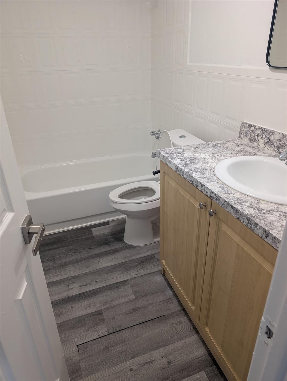 LUSH APARTMENTS - Residential Lease