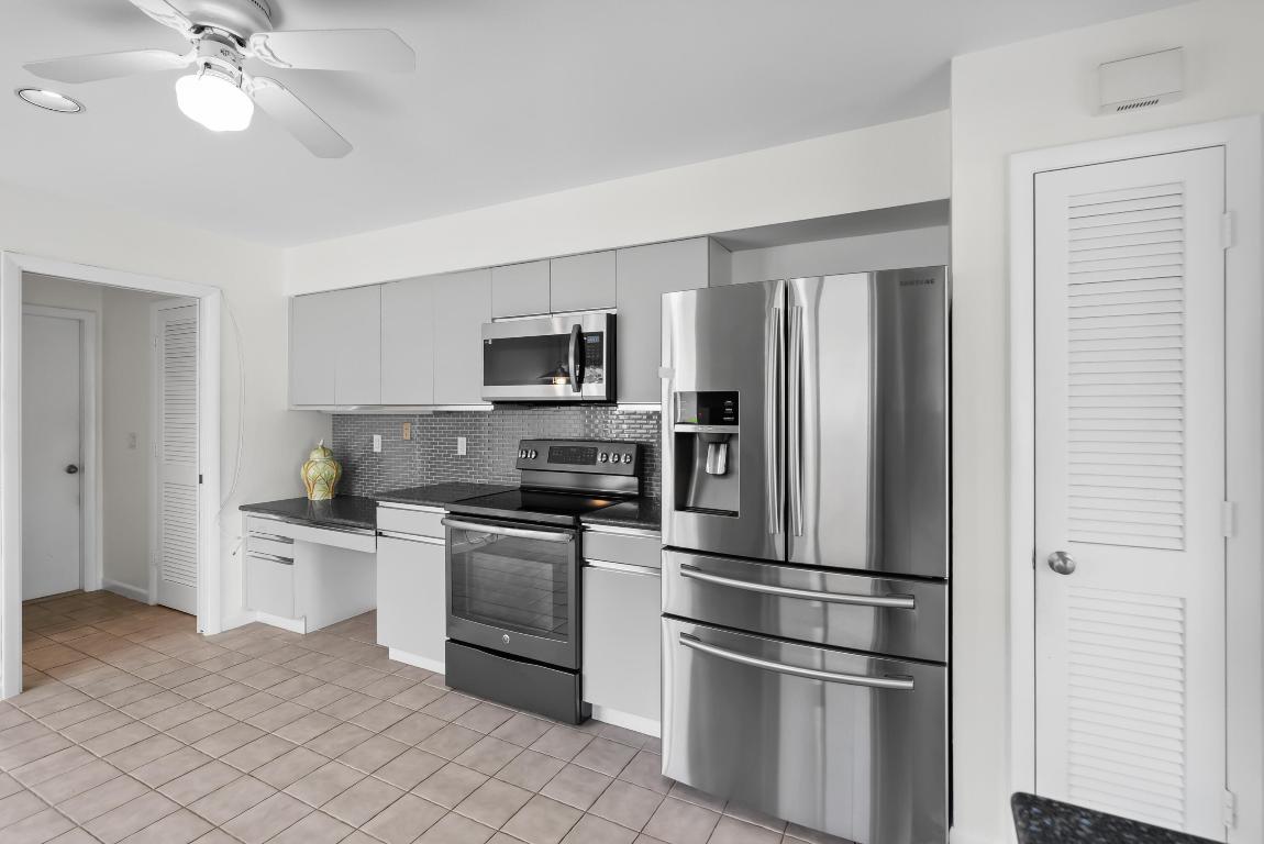 MARTIN DOWNS PLAT NO 20 (AKA MONARCH COUNTRY CLUB) - Residential