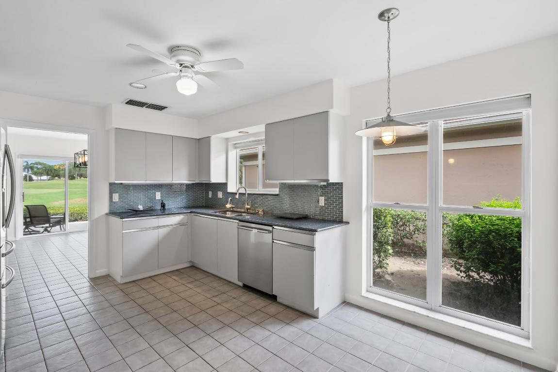 MARTIN DOWNS PLAT NO 20 (AKA MONARCH COUNTRY CLUB) - Residential