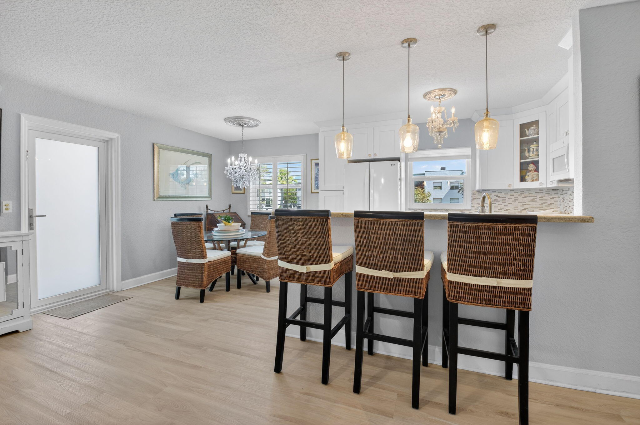 KINGS POINT - Residential