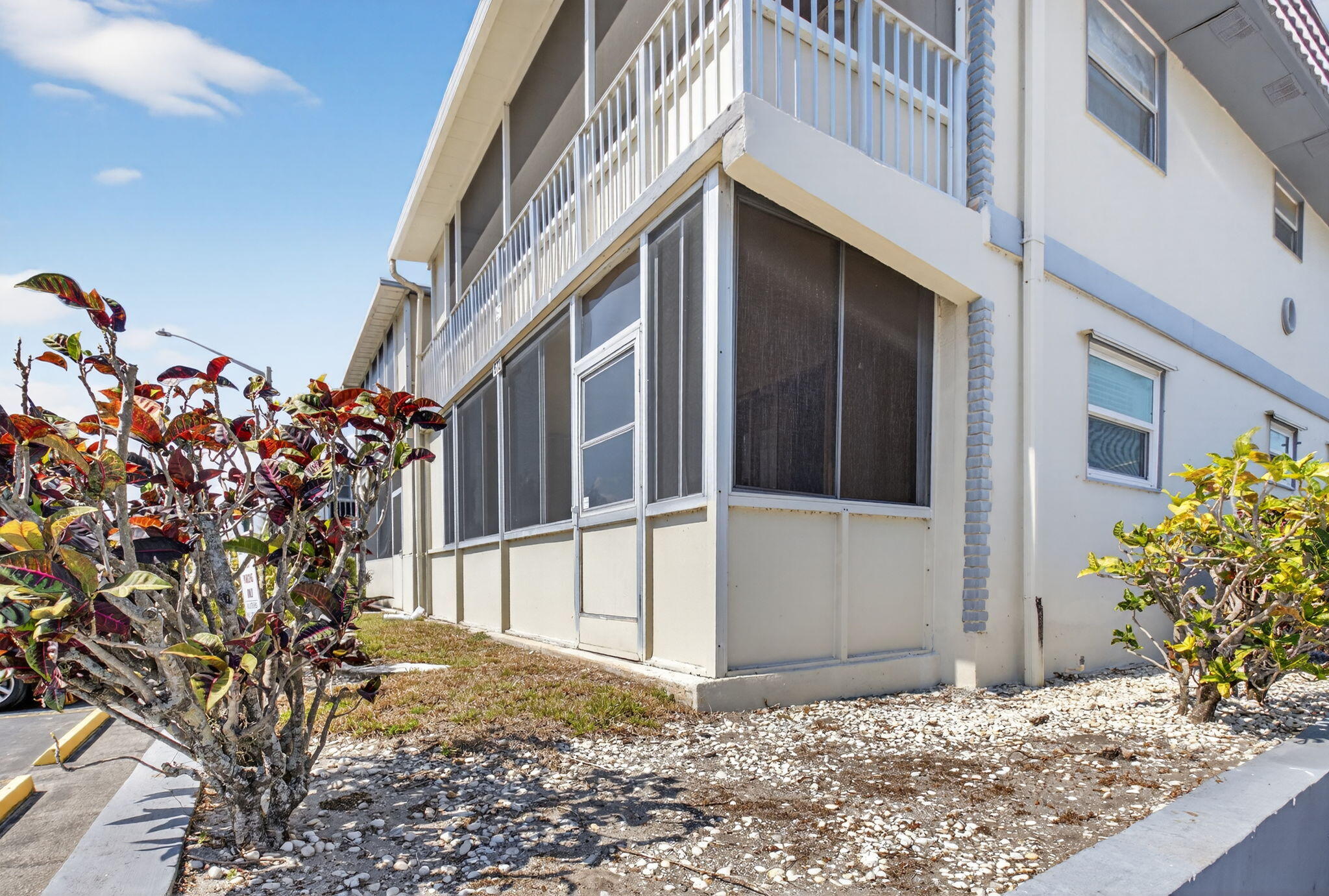 KINGS POINT - Residential