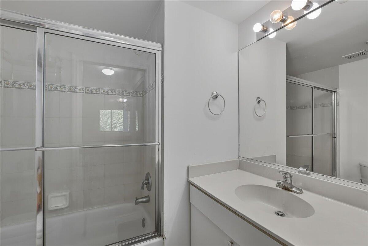 ST TROPEZ CONDO - Residential