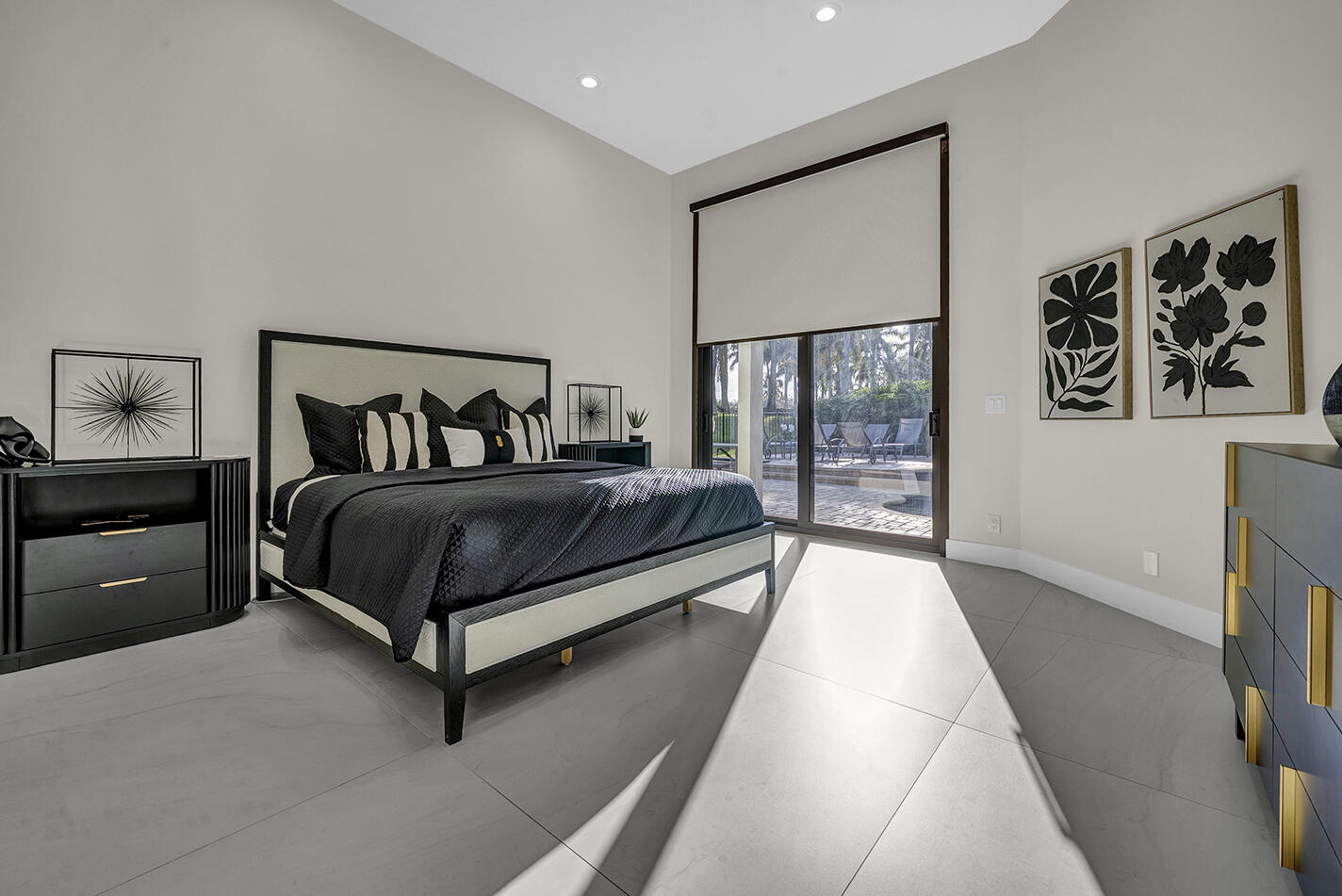 MEADOW RUN WEST - Residential