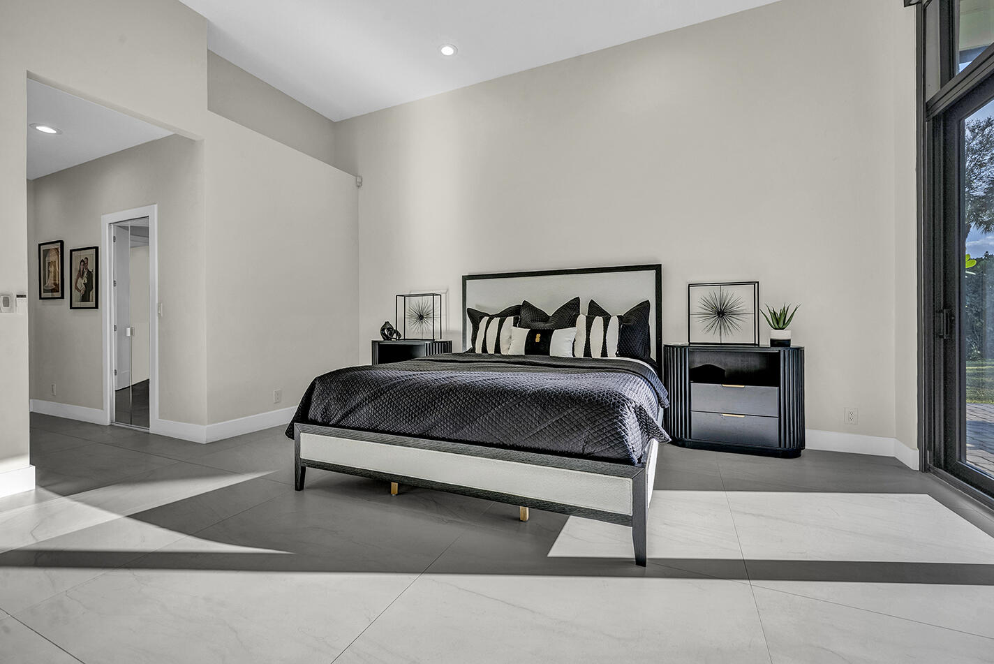 MEADOW RUN WEST - Residential