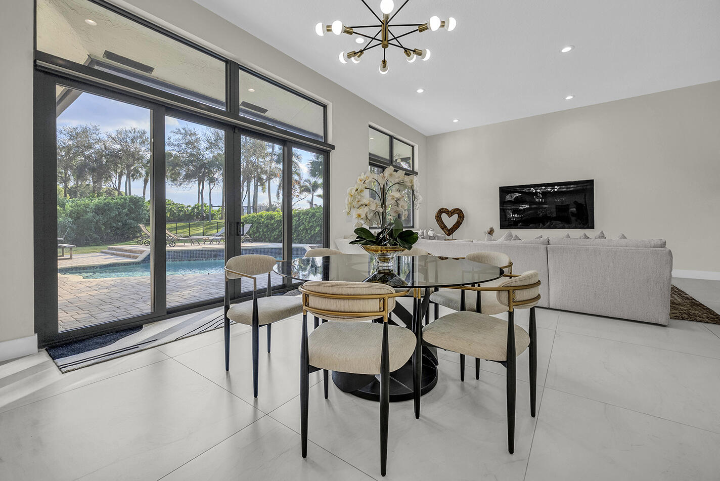 MEADOW RUN WEST - Residential