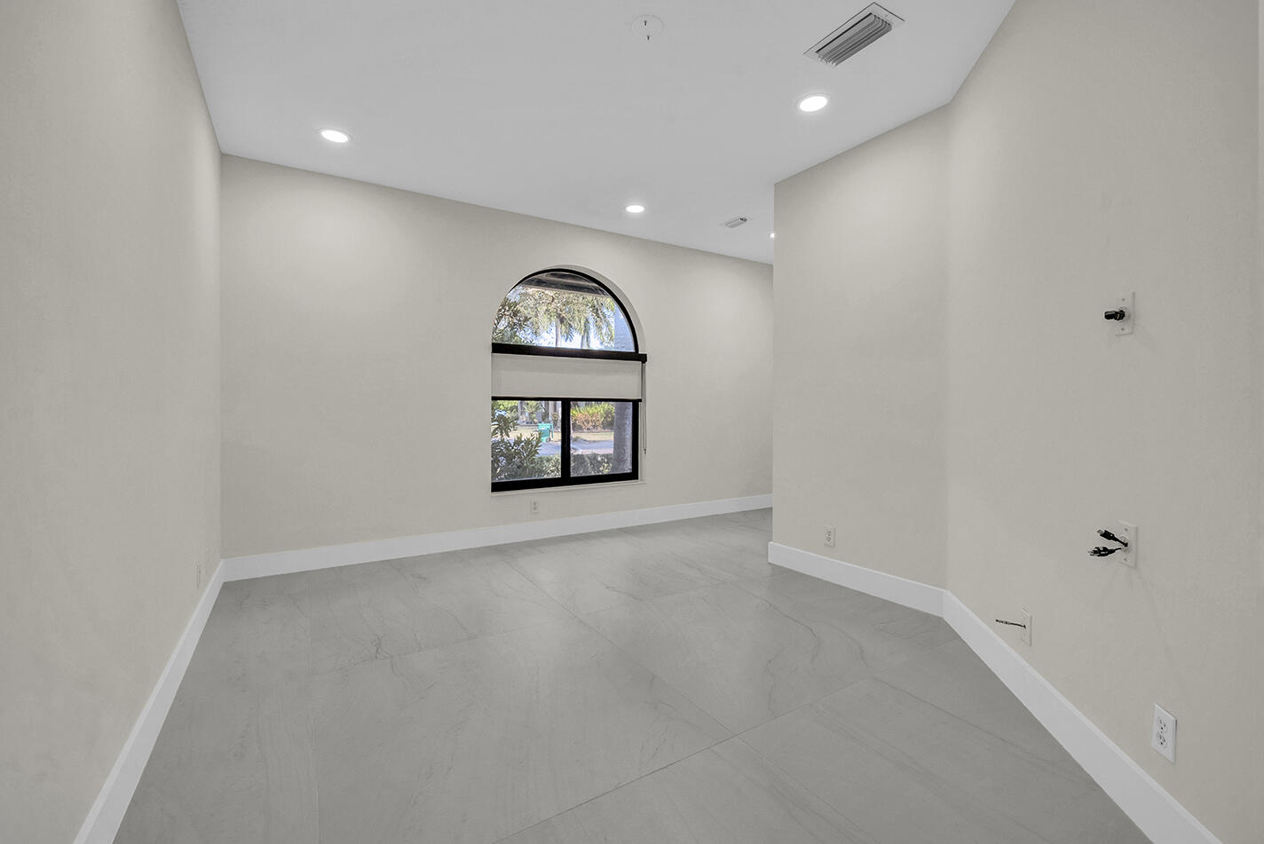 MEADOW RUN WEST - Residential