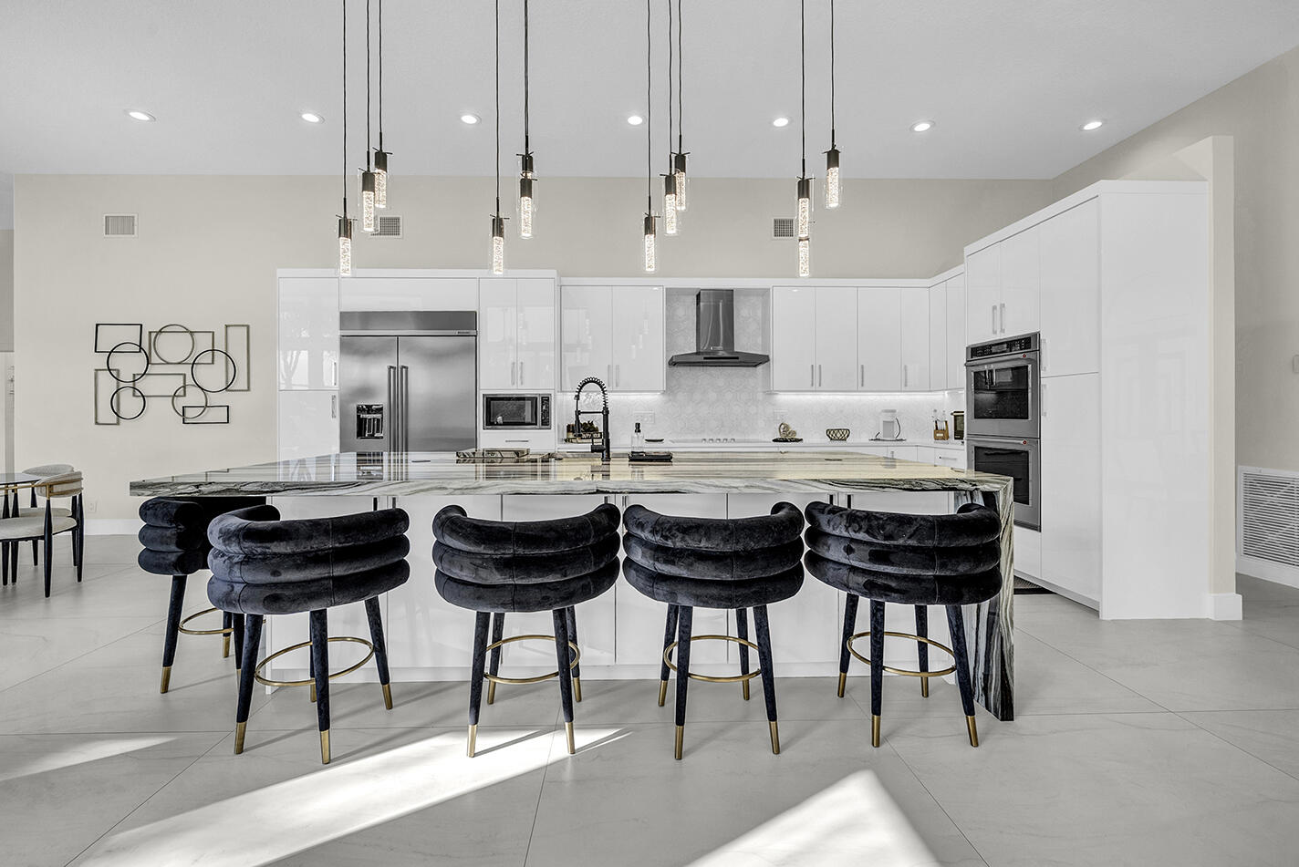 MEADOW RUN WEST - Residential