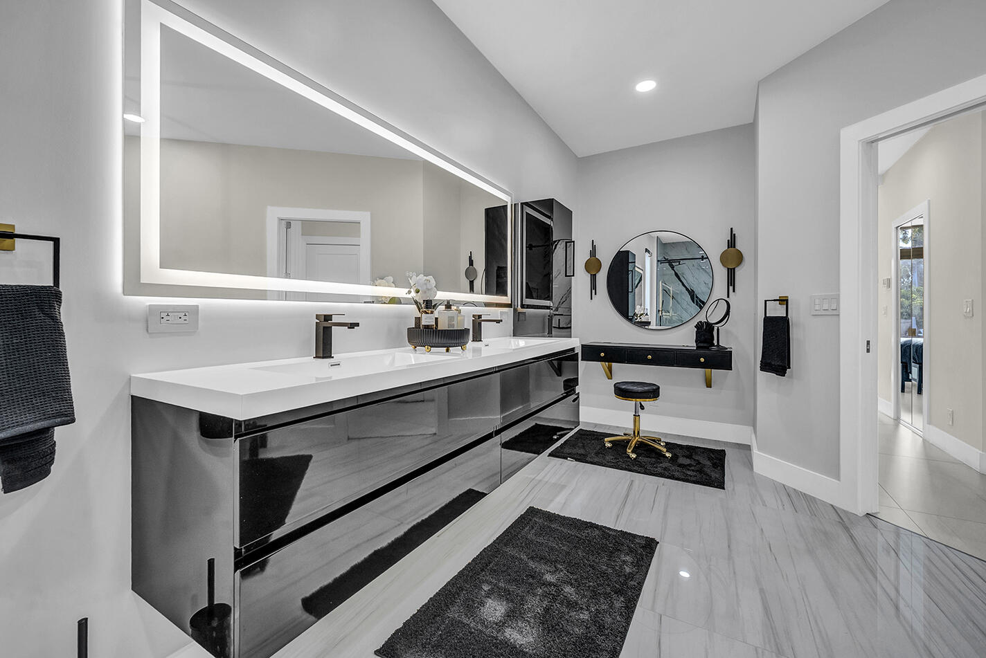 MEADOW RUN WEST - Residential