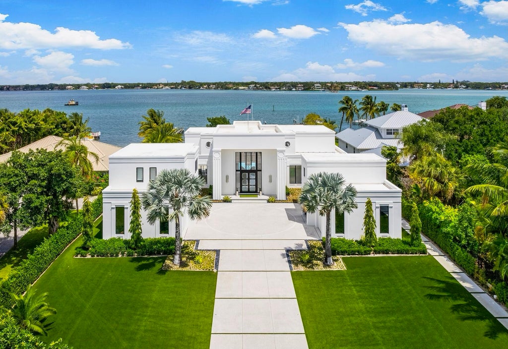 Photo of 18200 Gardiner Lane, Jupiter, FL 33458 (MLS # B26082925)