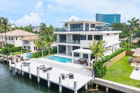 Tiny photo for 1607 SE 14th Street, Fort Lauderdale, FL 33316 (MLS # B26050696)