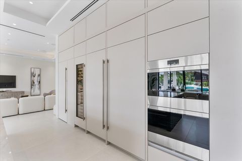 Tiny photo for 1607 SE 14th Street, Fort Lauderdale, FL 33316 (MLS # B26050696)