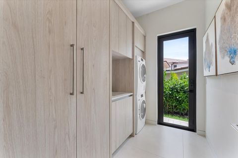 Tiny photo for 1607 SE 14th Street, Fort Lauderdale, FL 33316 (MLS # B26050696)