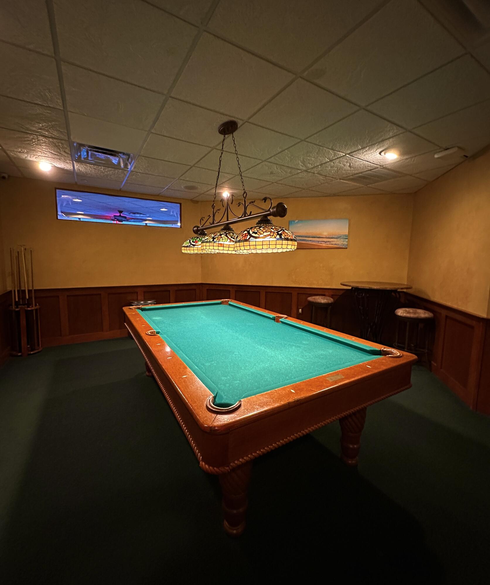 ISLANDIA II CONDOMINIUM - Residential