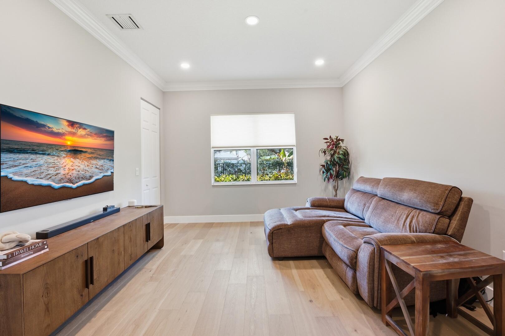 CANYON SPRINGS - Residential