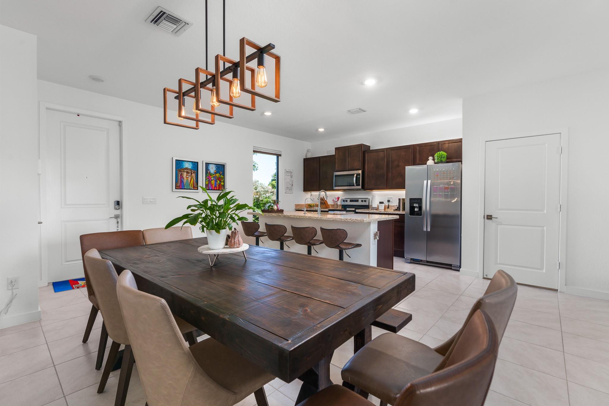 527 NW 17th St