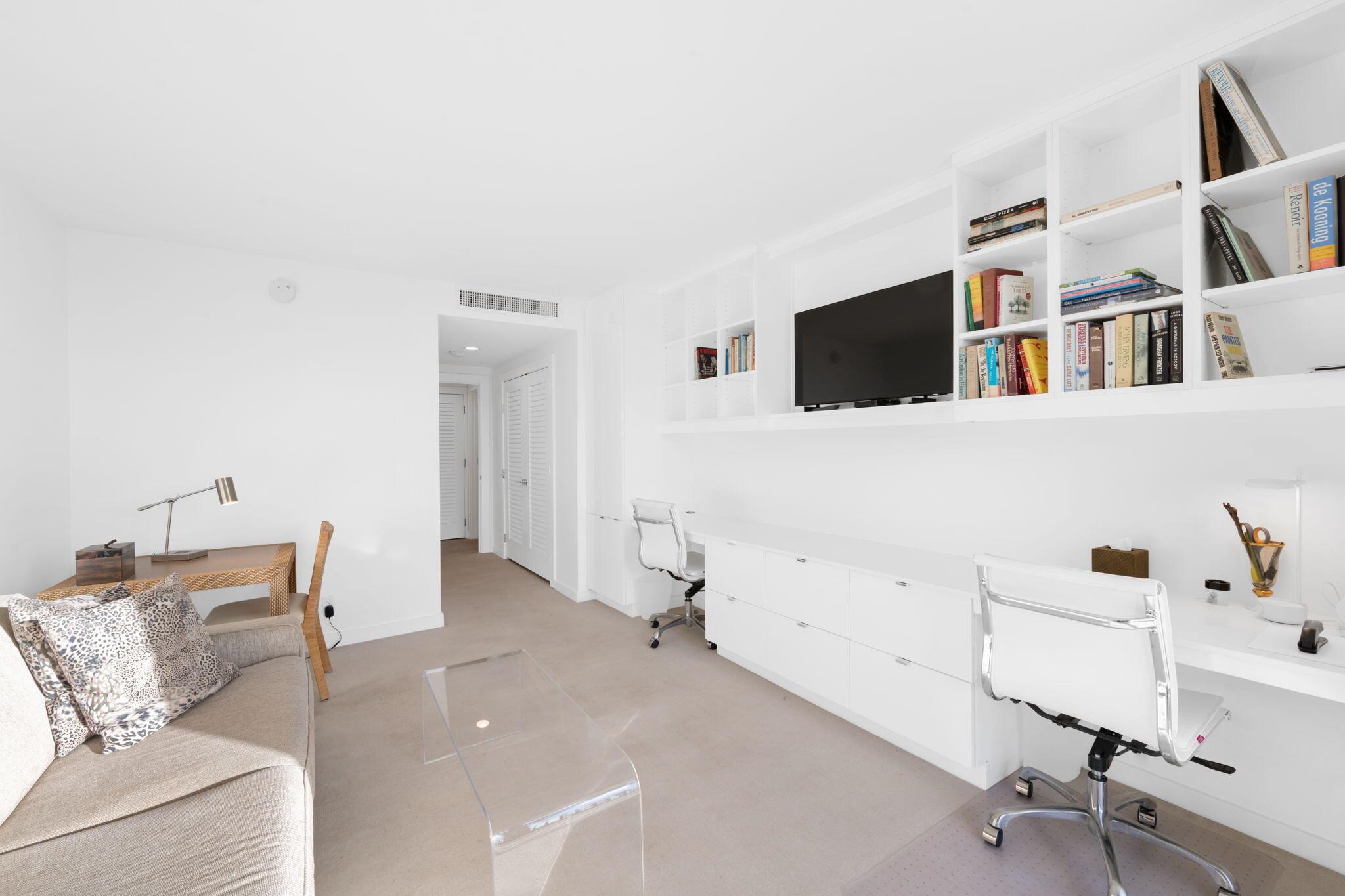 CARLTON PLACE CONDO - Residential