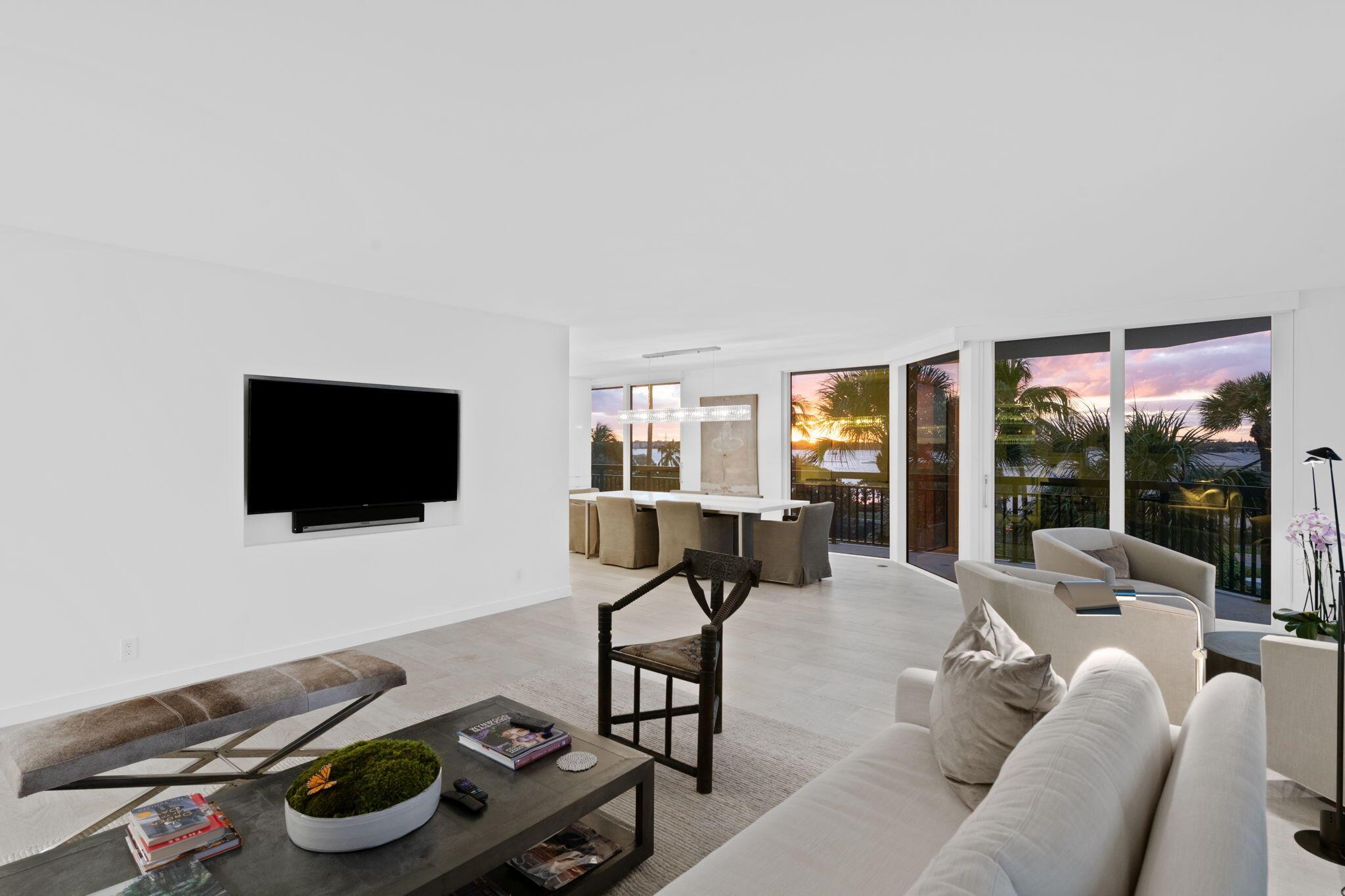 CARLTON PLACE CONDO - Residential