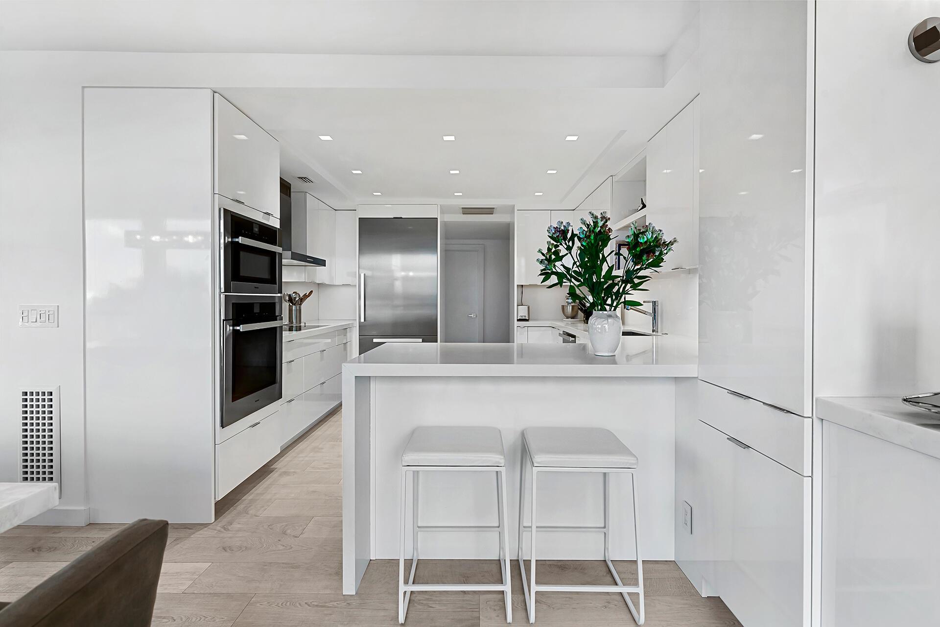 CARLTON PLACE CONDO - Residential